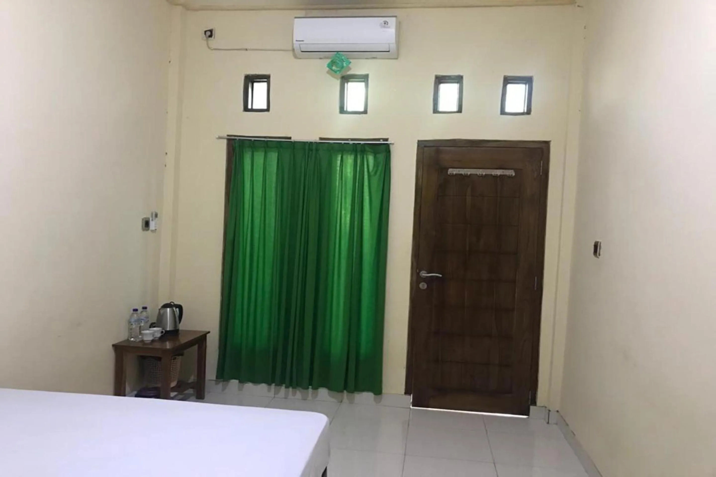 Bedroom in Hotel O Penginapan Mc Lodge