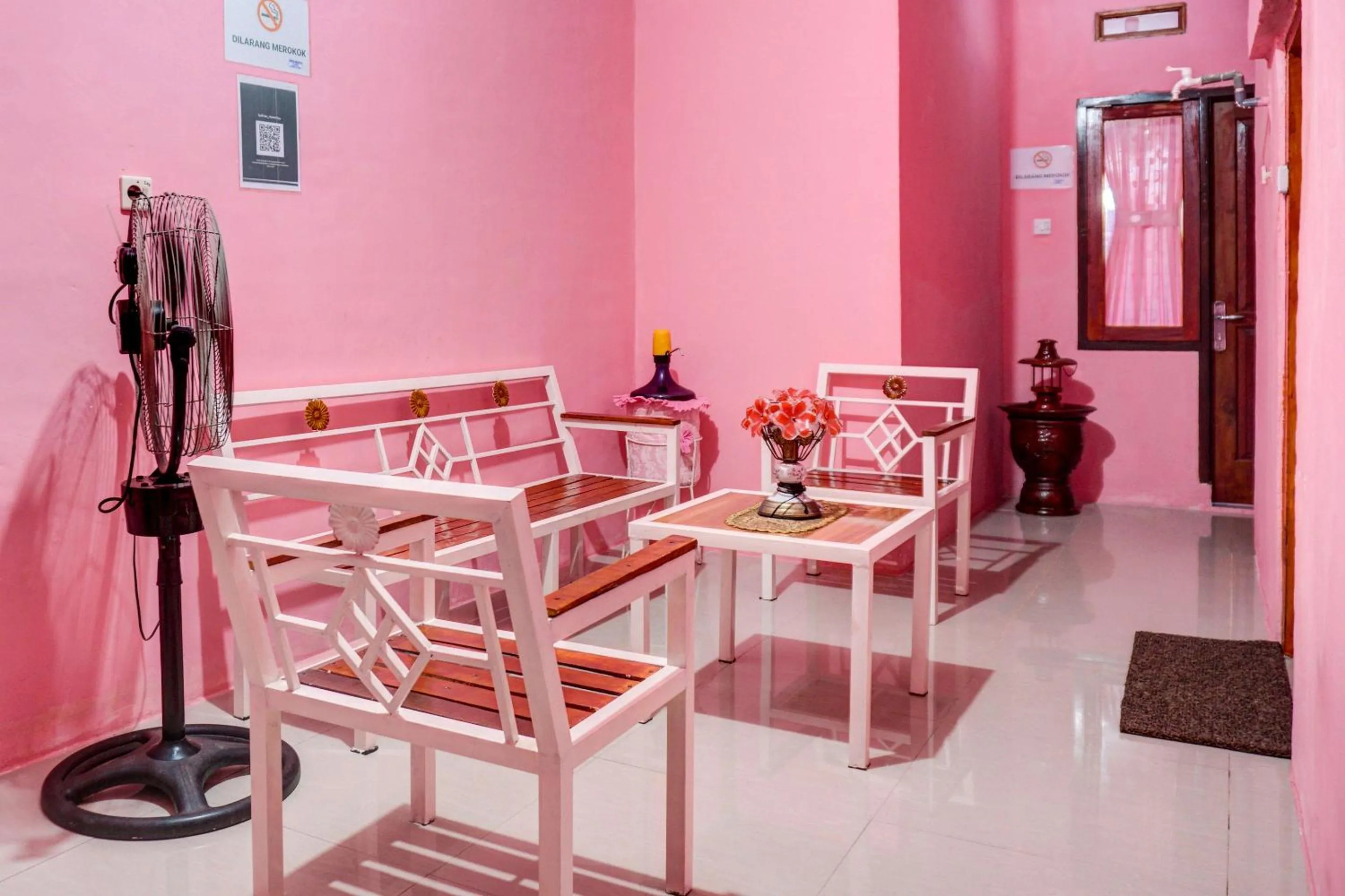 Lobby or reception in Hotel O Sulthan Homestay Syariah 3