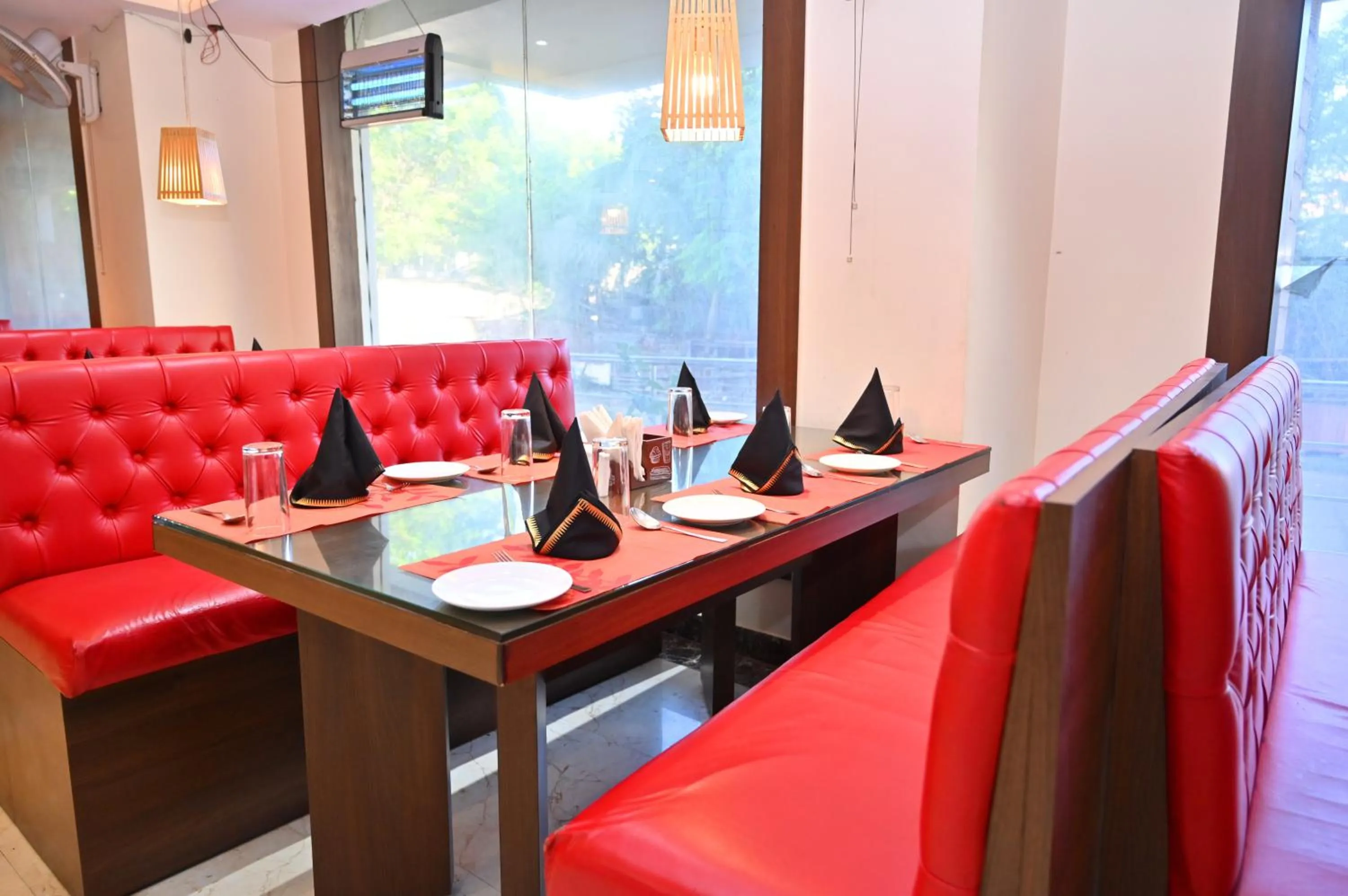 Food and drinks in Hotel Silver Land New Digha with Rooftop Pool