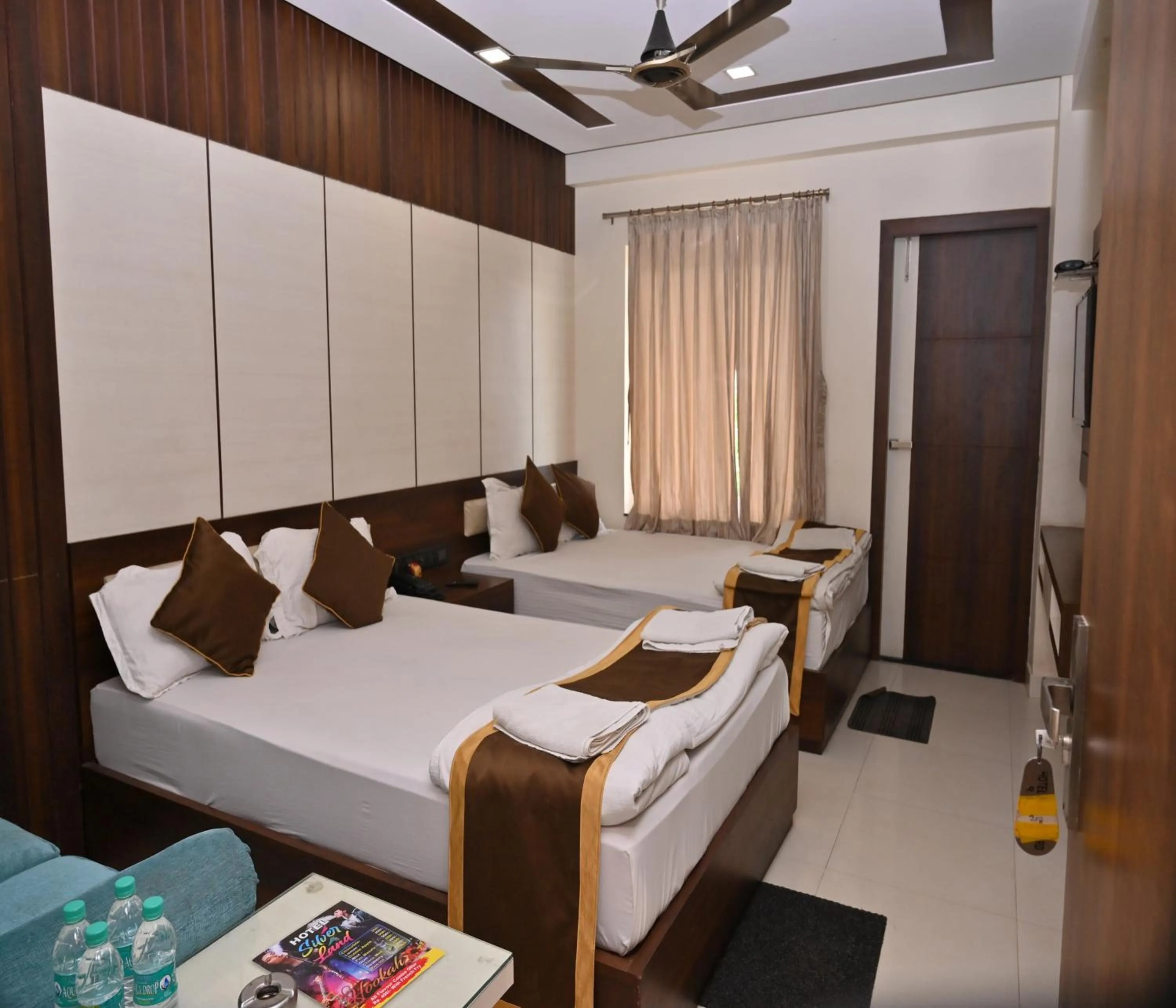 Bed in Hotel Silver Land New Digha with Rooftop Pool