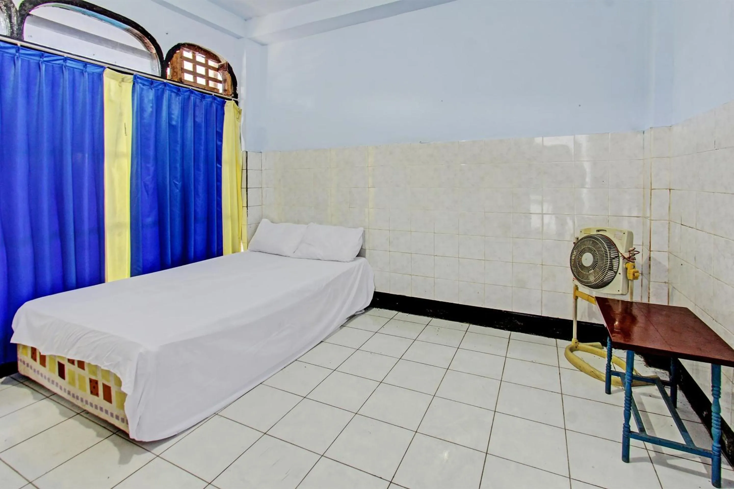 Bedroom, Bed in Hotel O Mareje Sariguna