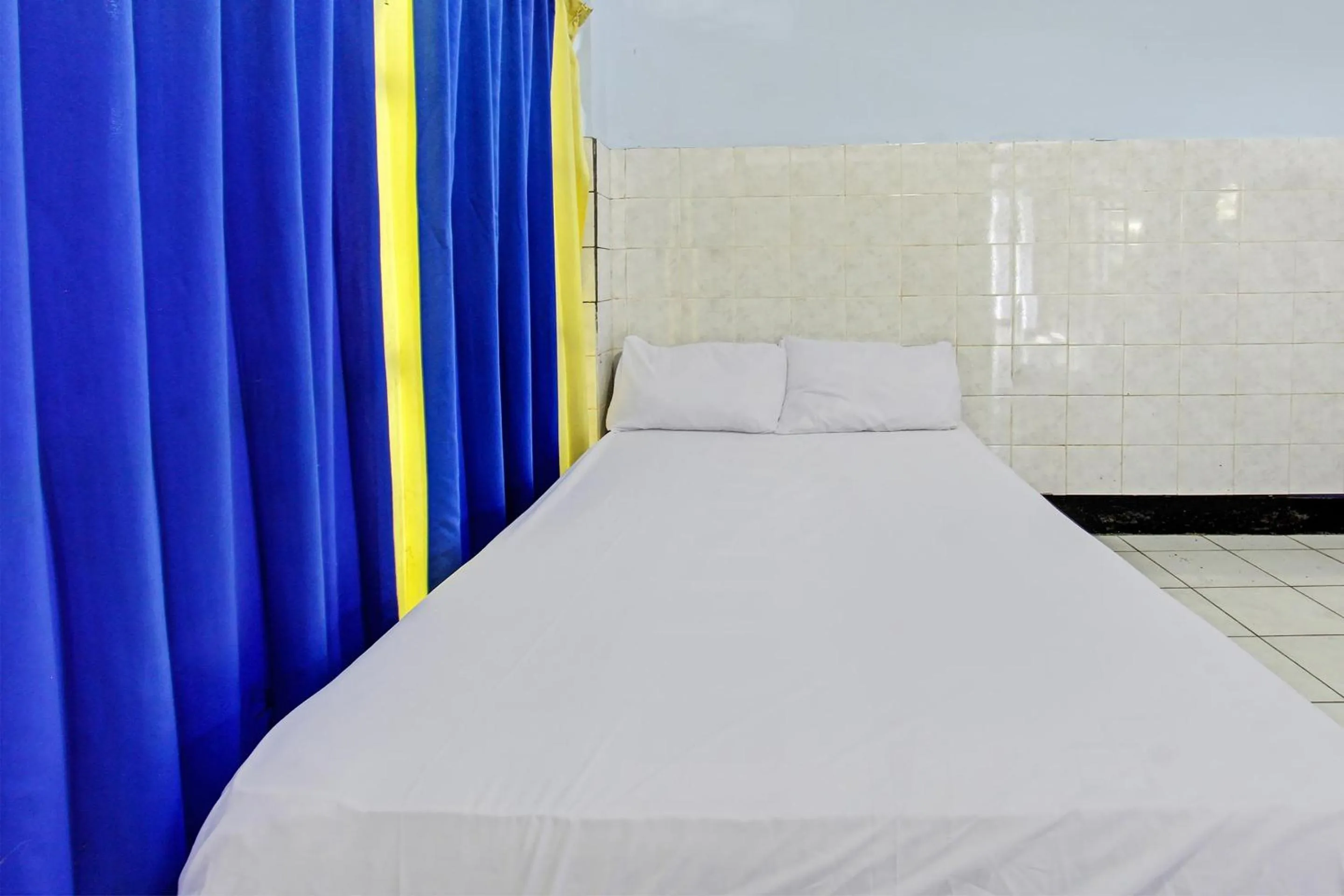 Bedroom, Bed in Hotel O Mareje Sariguna