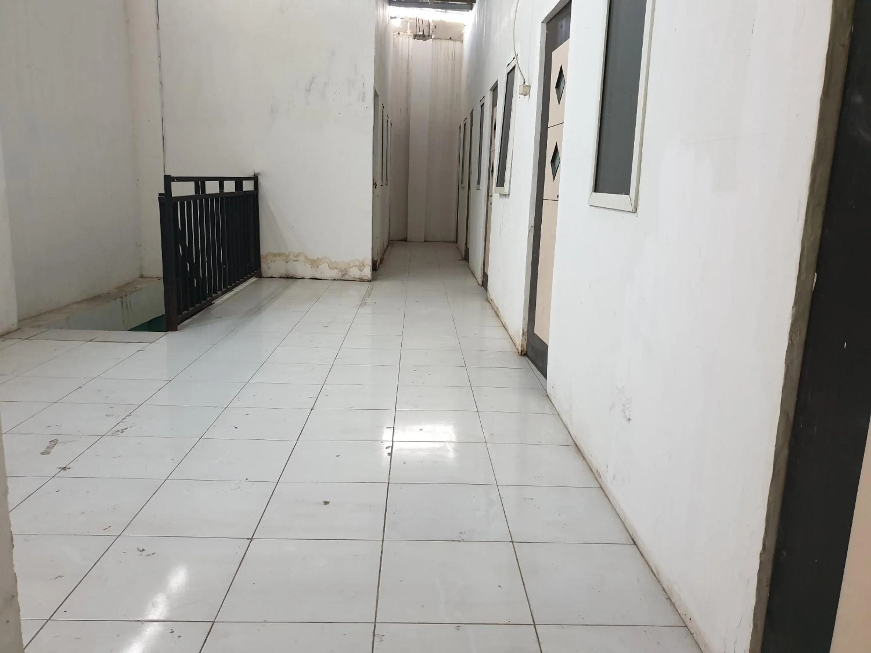 Lobby or reception in OYO Life 92621 Zain Kost