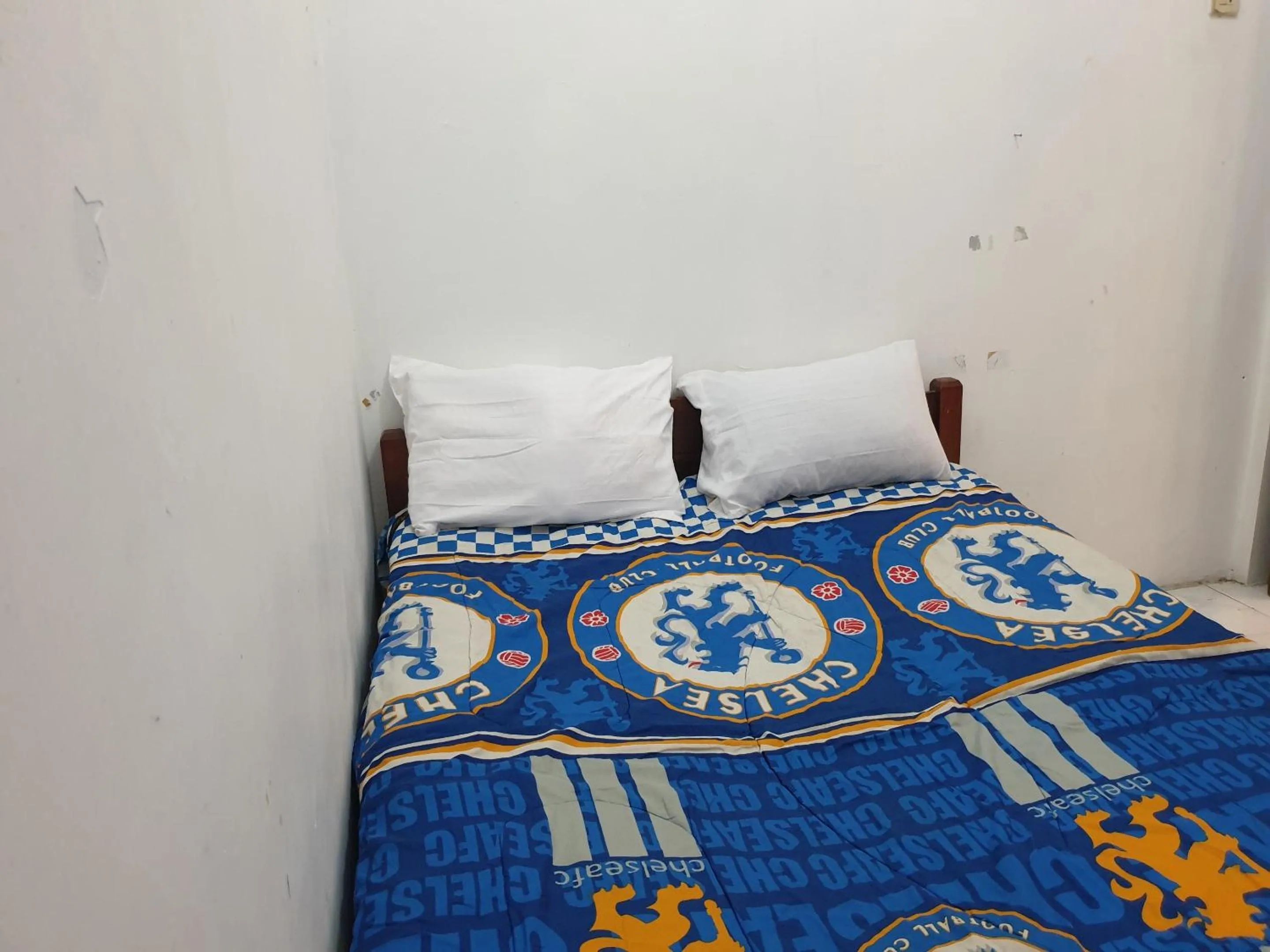 Bedroom, Bed in OYO Life 92621 Zain Kost