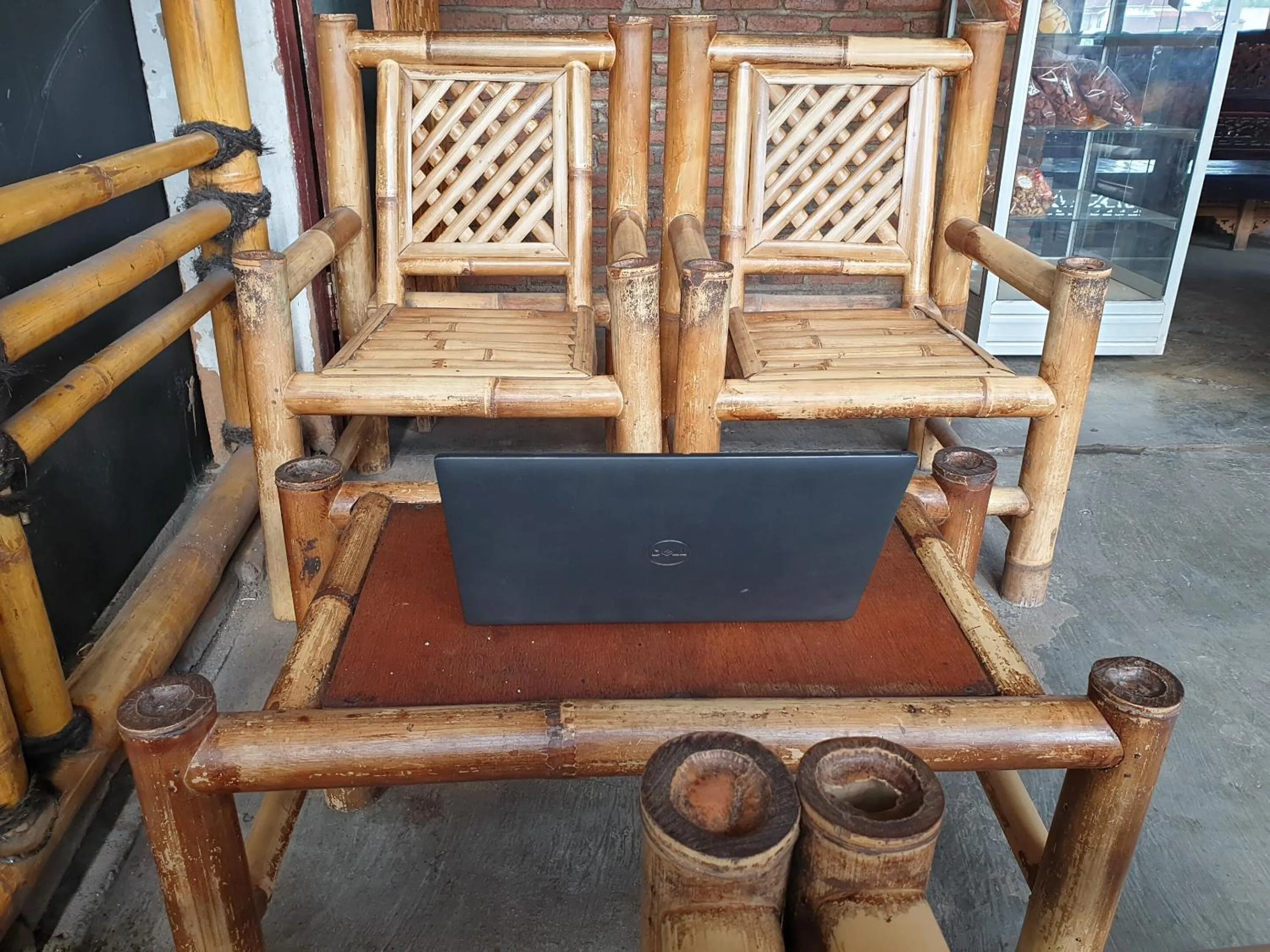 Lobby or reception in OYO Life 92621 Zain Kost