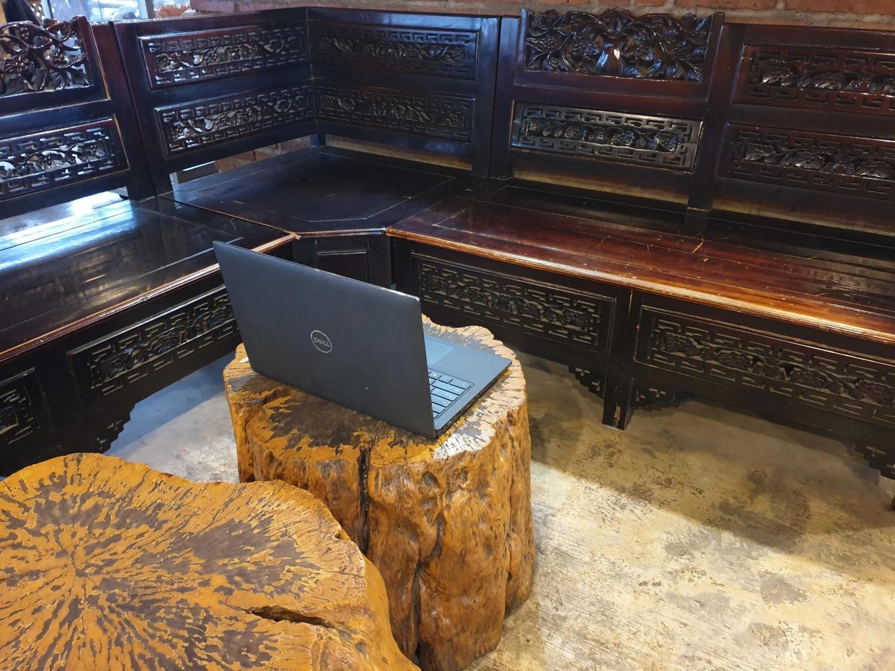 Lobby or reception in OYO Life 92622 Jatiluhur Kost Syariah