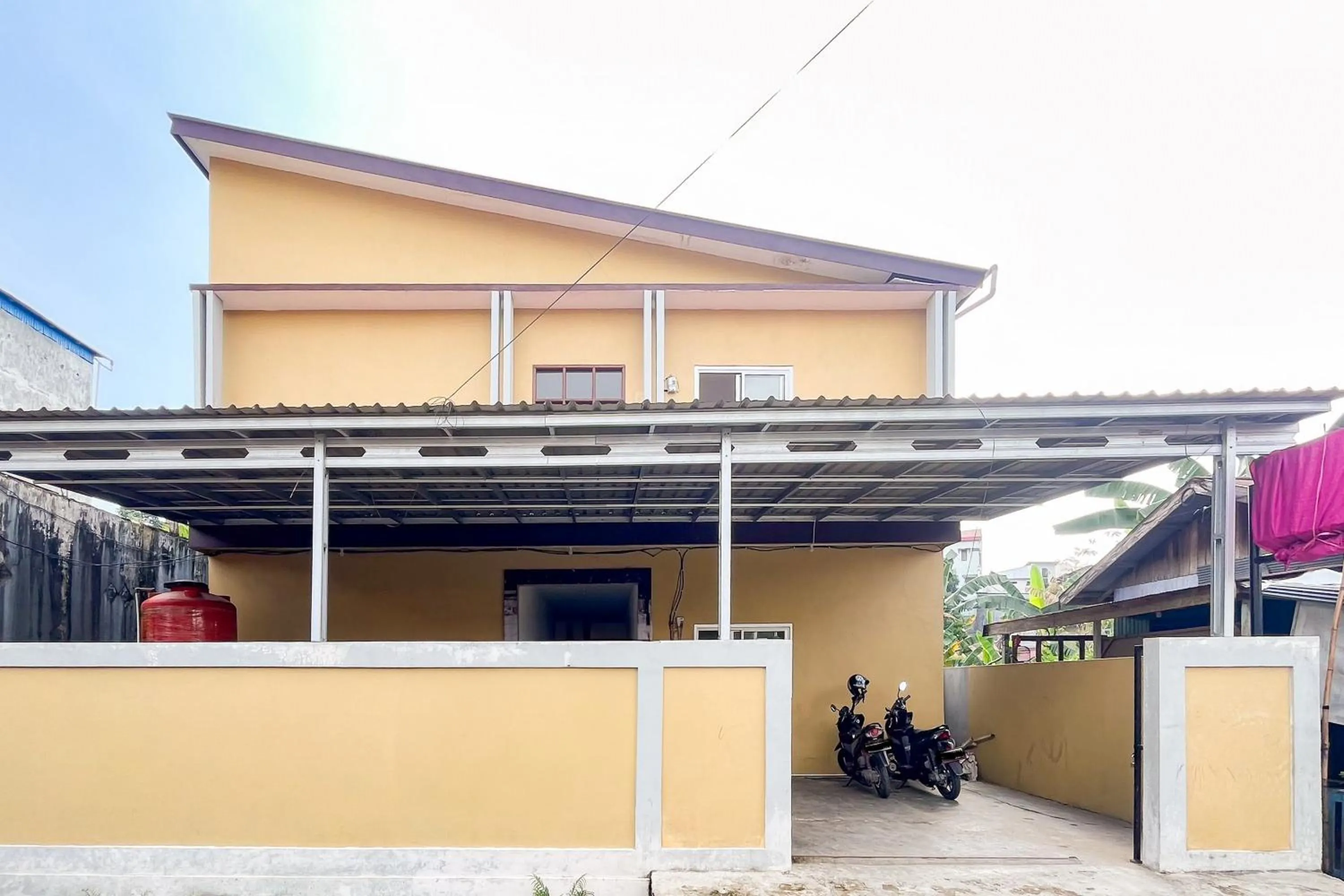 Facade/entrance in Good Sleep 4 RedPartner