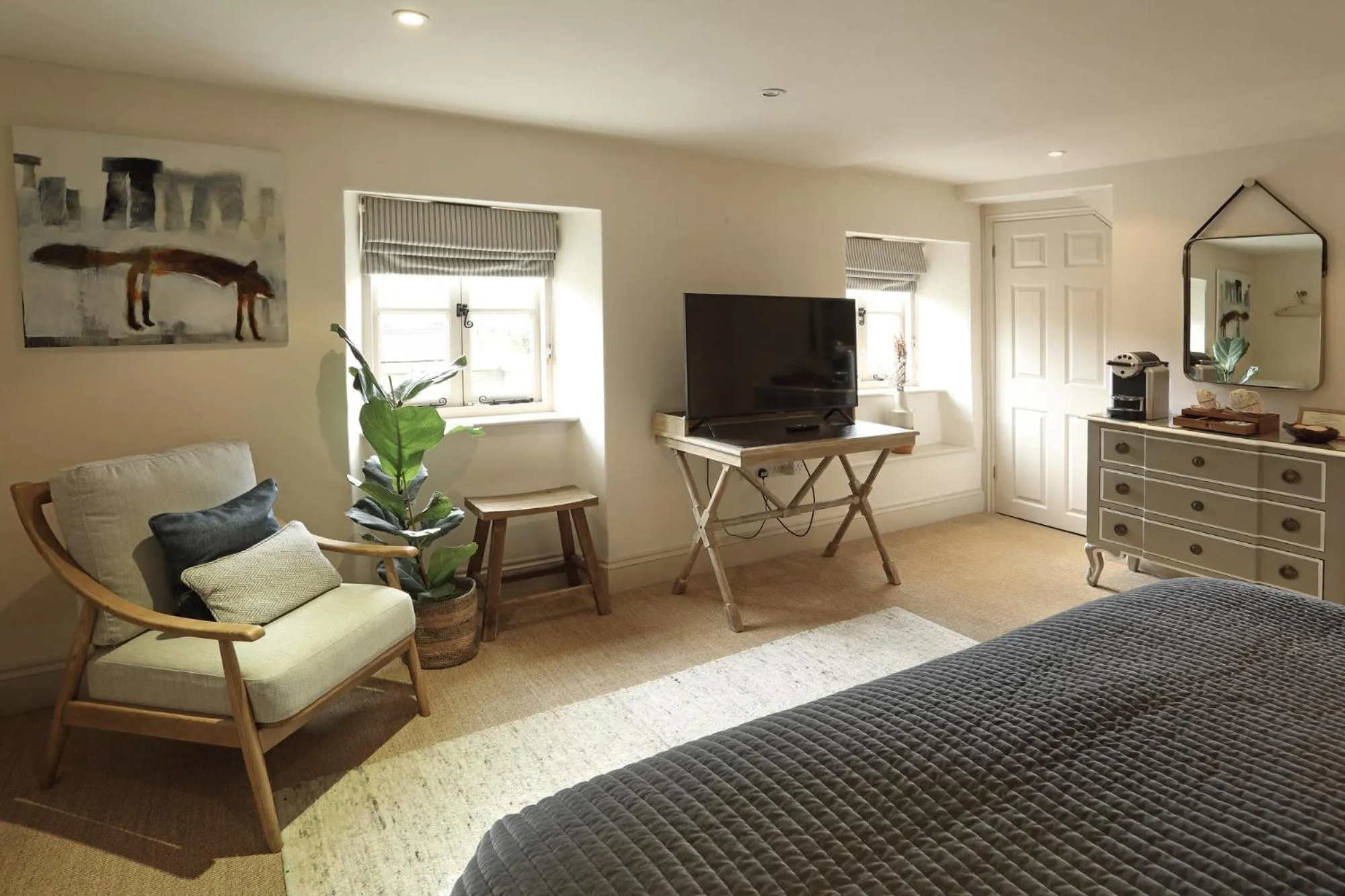 Photo of the whole room, Bed in The Feathered Nest Inn