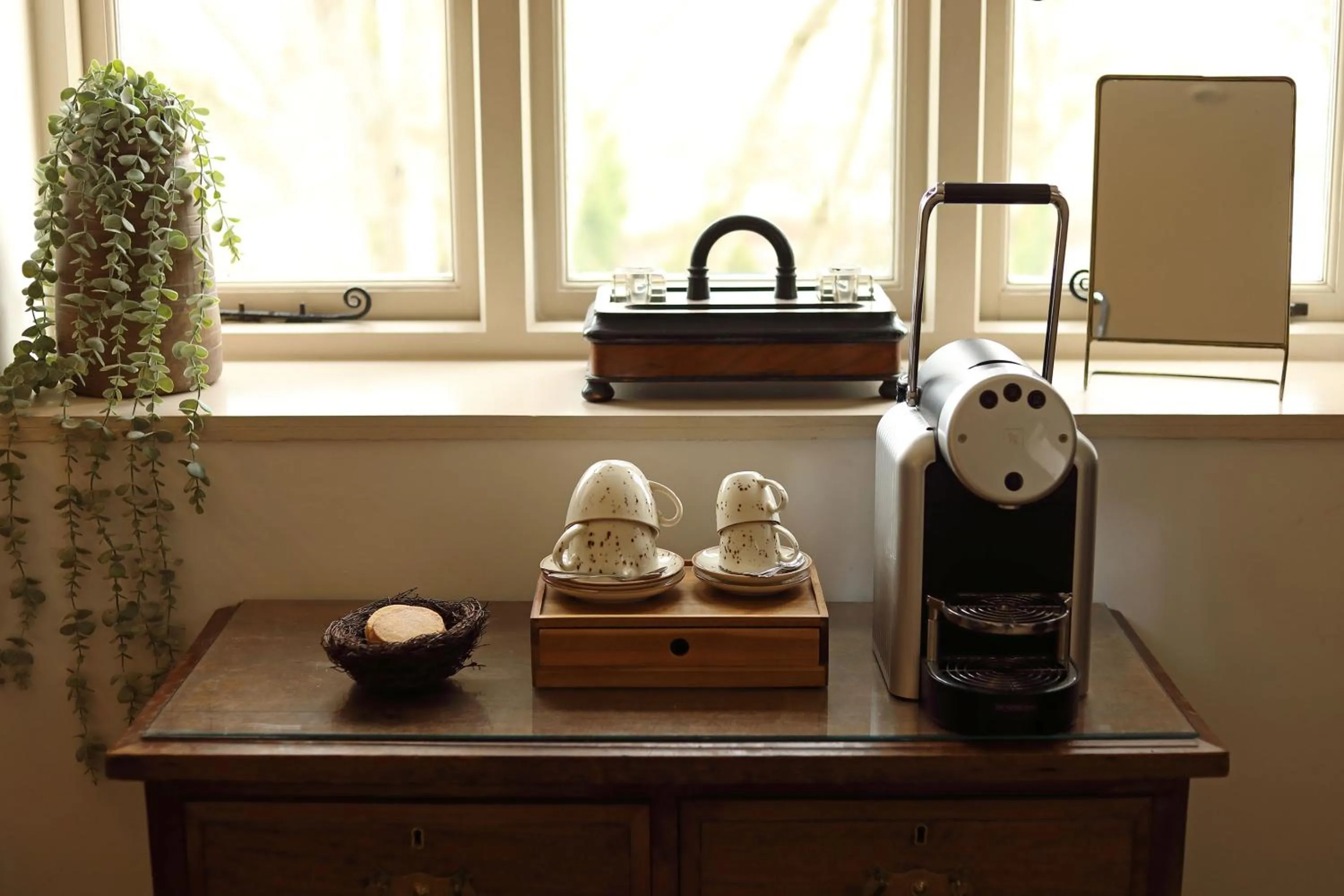 The Feathered Nest Inn