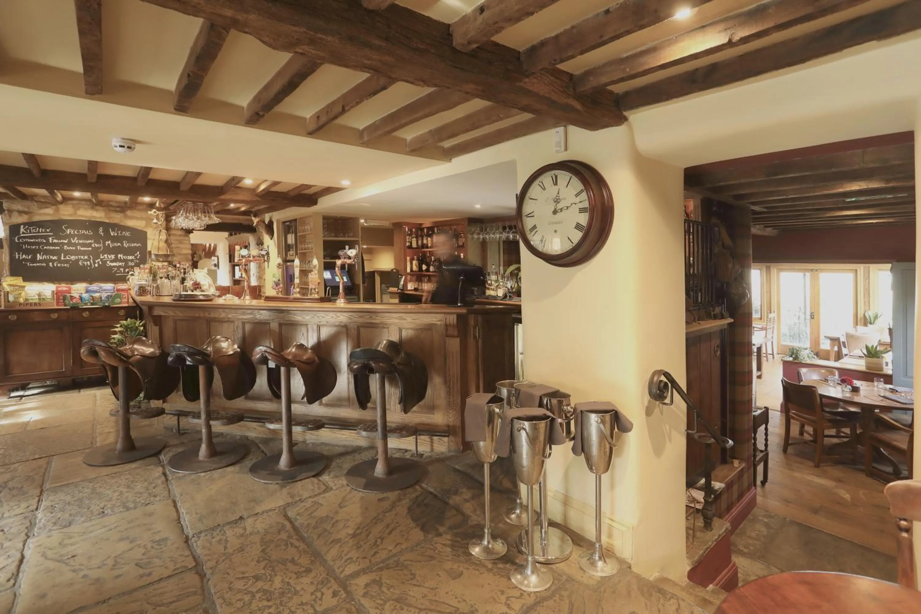 Lounge or bar in The Feathered Nest Inn