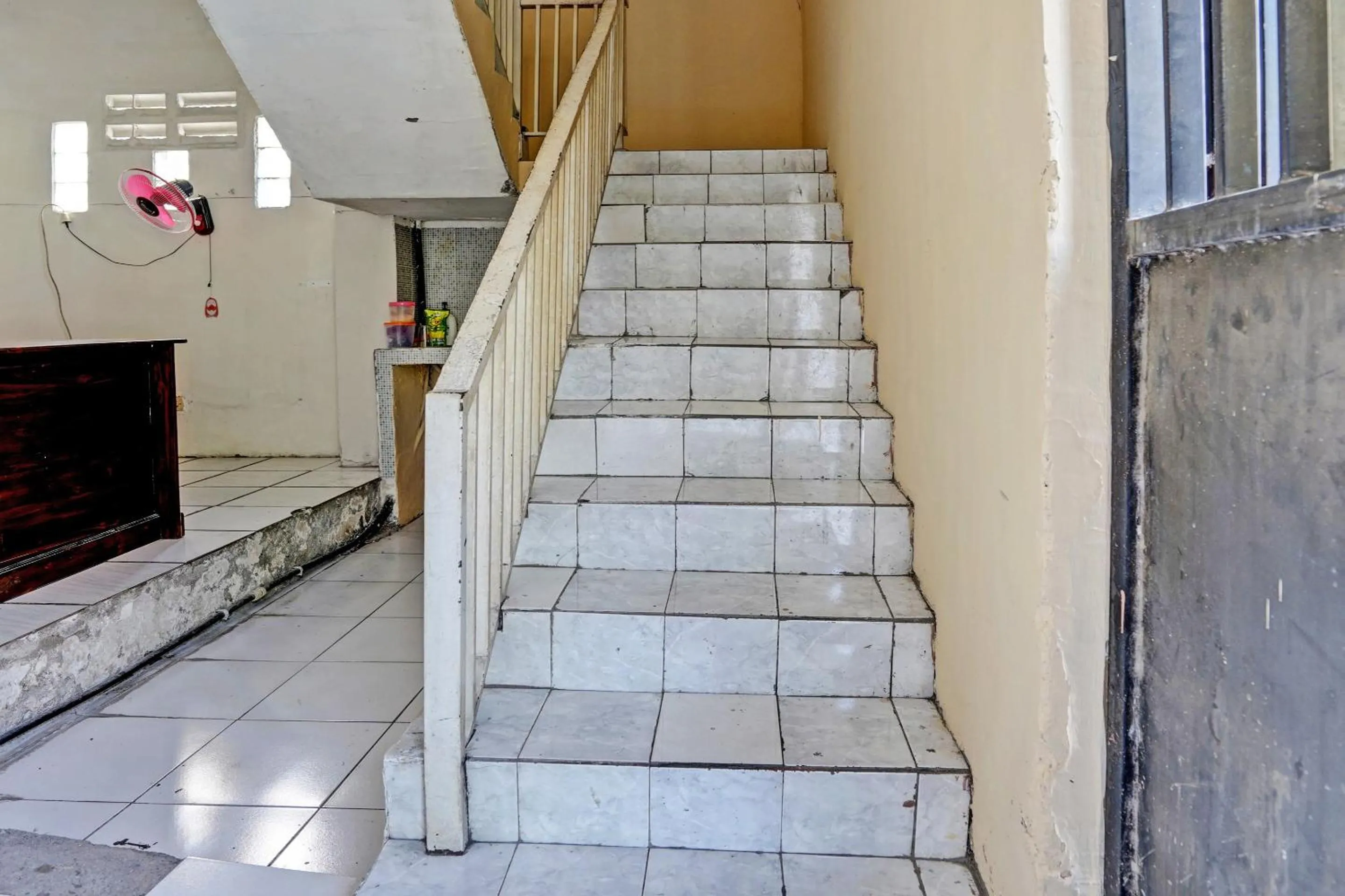 Lobby or reception in OYO Life 92653 Homestay Griya Nautika Syariah