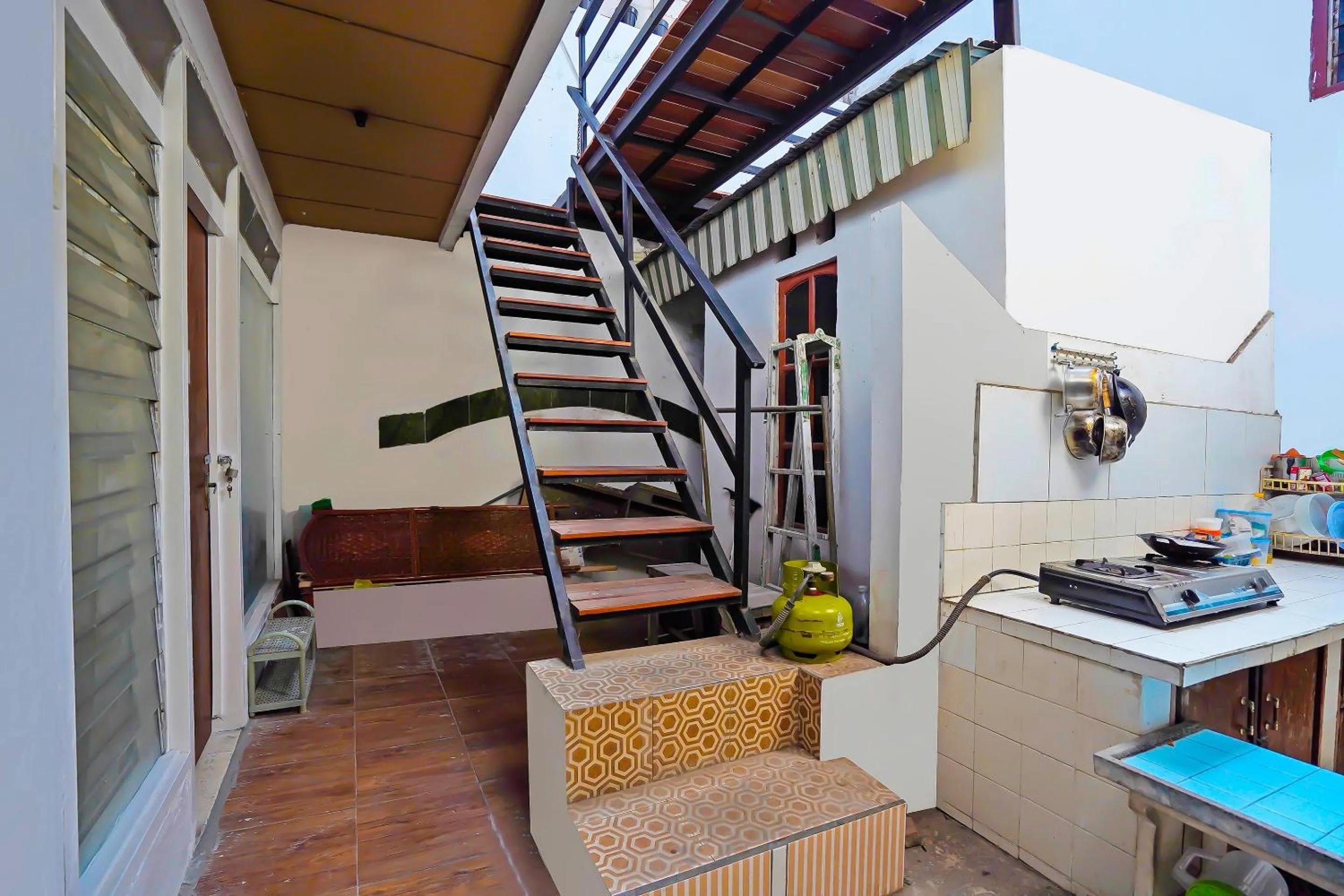 Lobby or reception in OYO Life 92651 Meir E-homestay Syariah