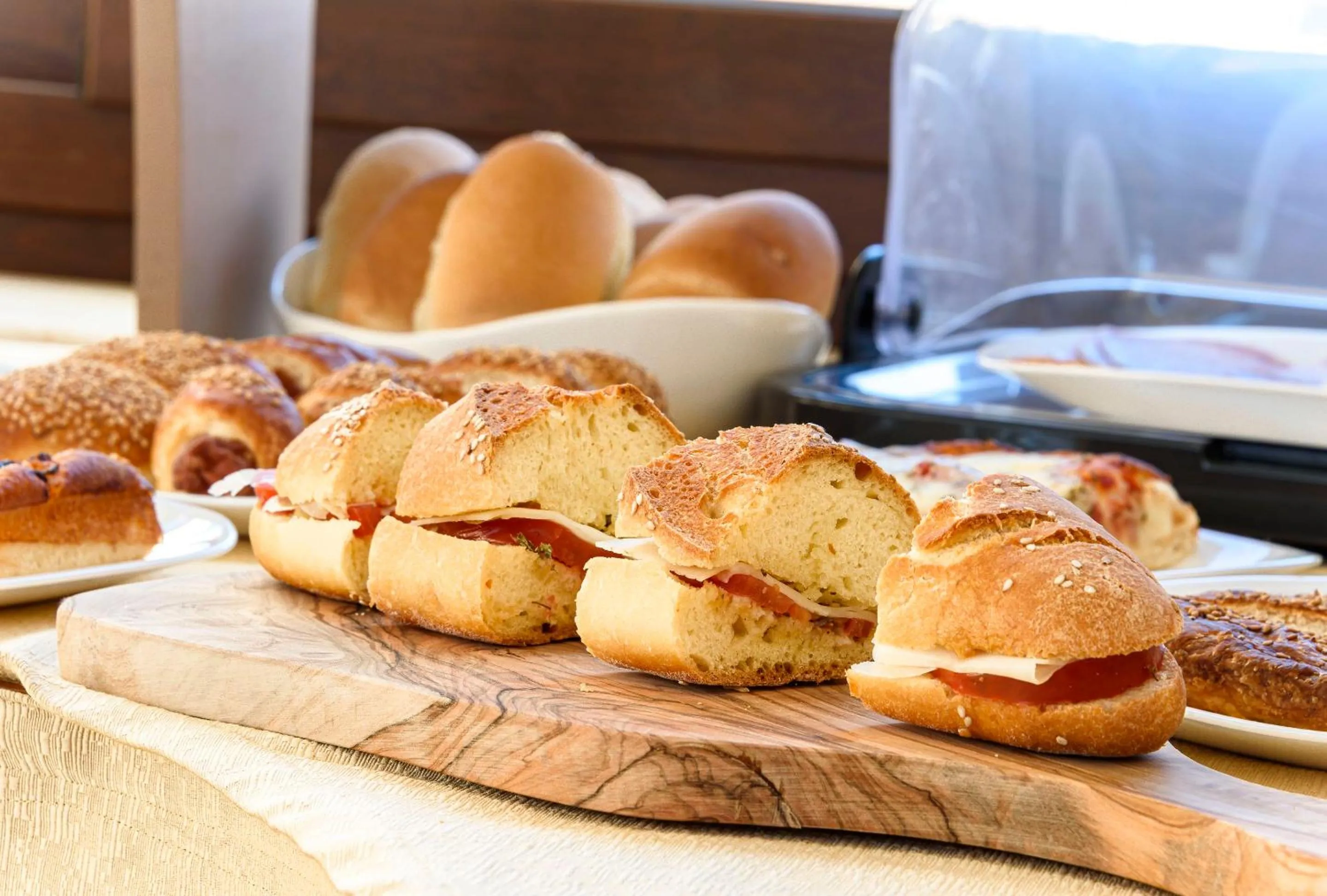 Buffet breakfast in Hotel La Darsena