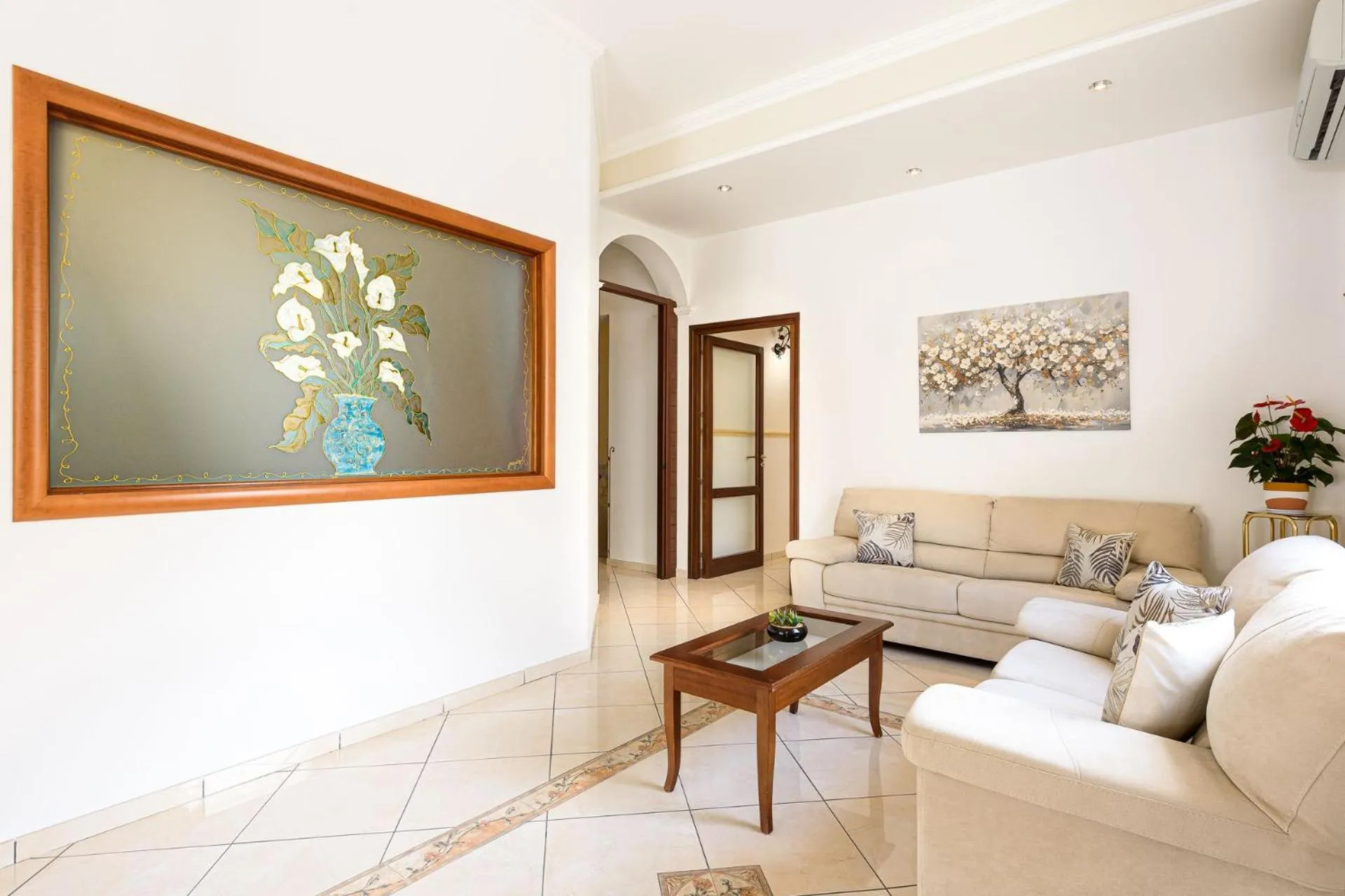 Lobby or reception in Hotel La Darsena