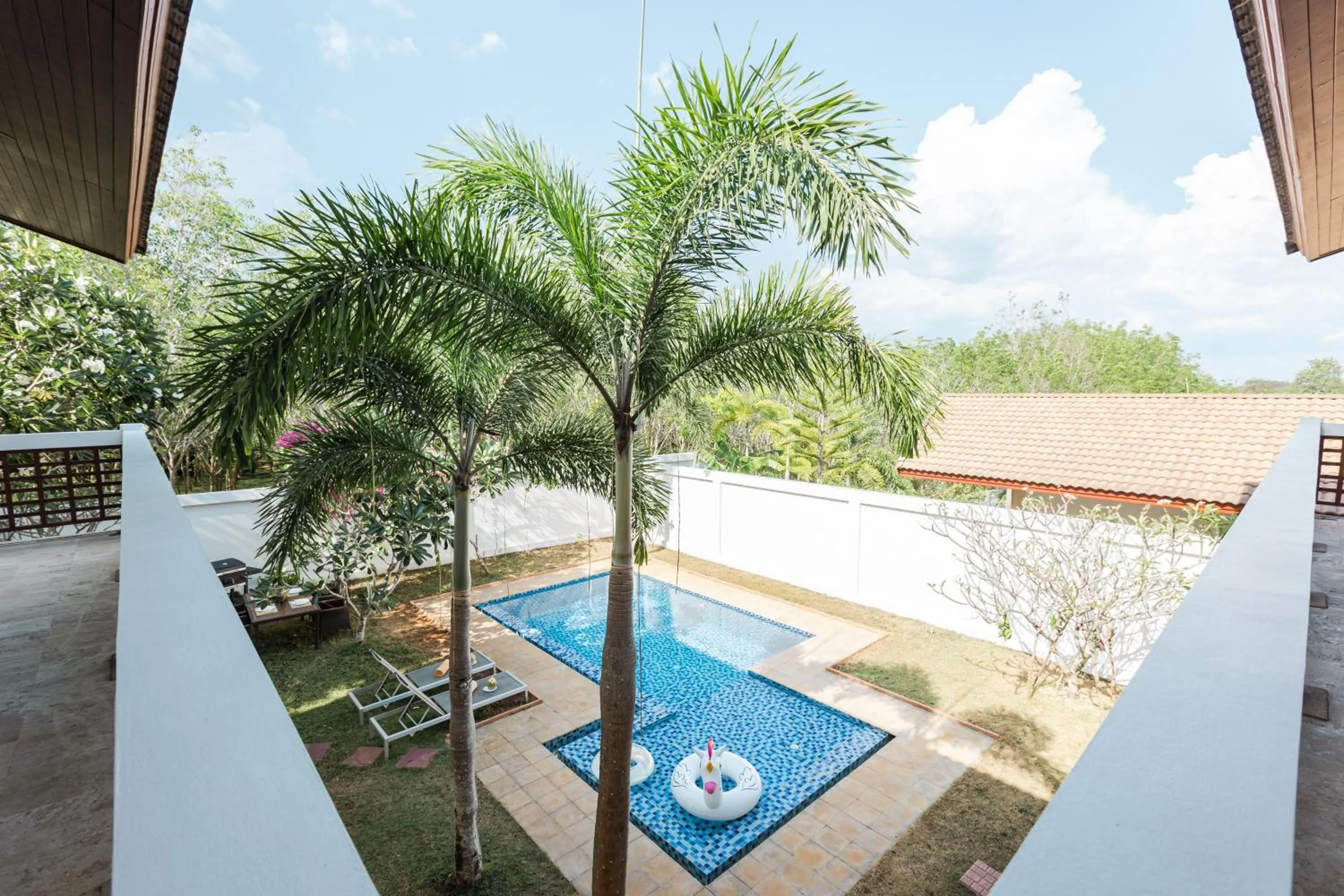 Patio in Cliff Haven Villa Krabi
