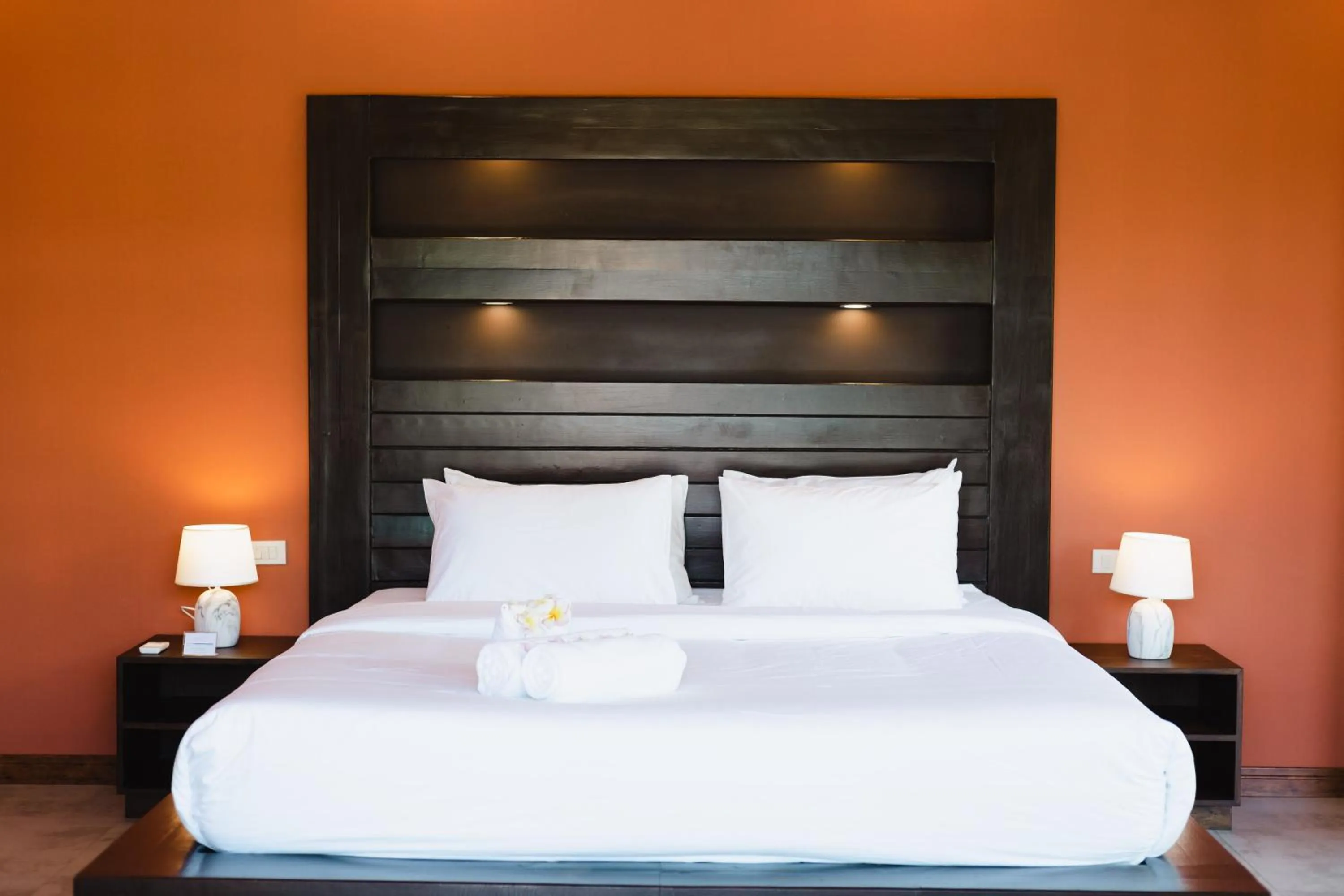 Bed in Cliff Haven Villa Krabi