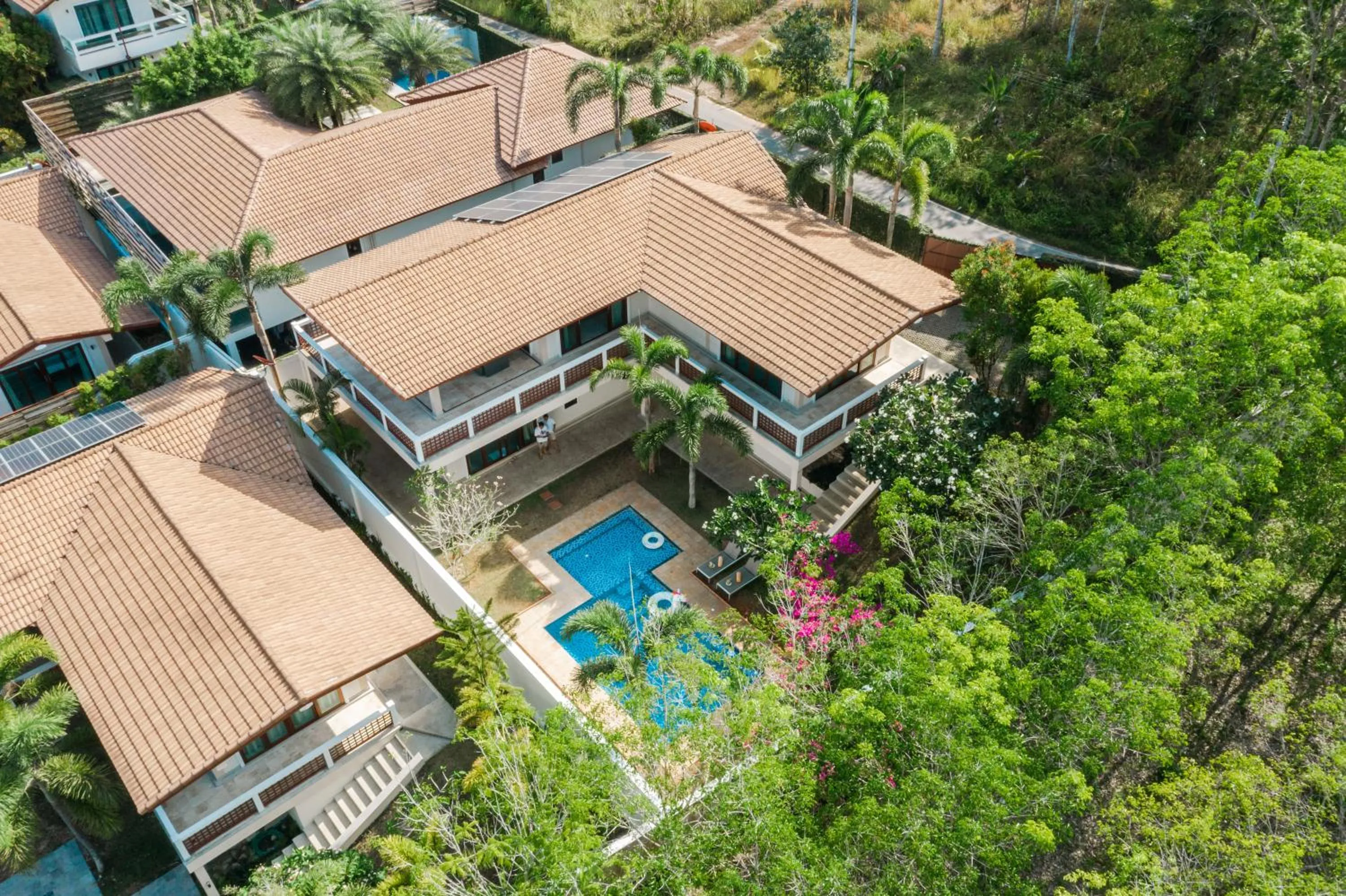 Property building in Cliff Haven Villa Krabi