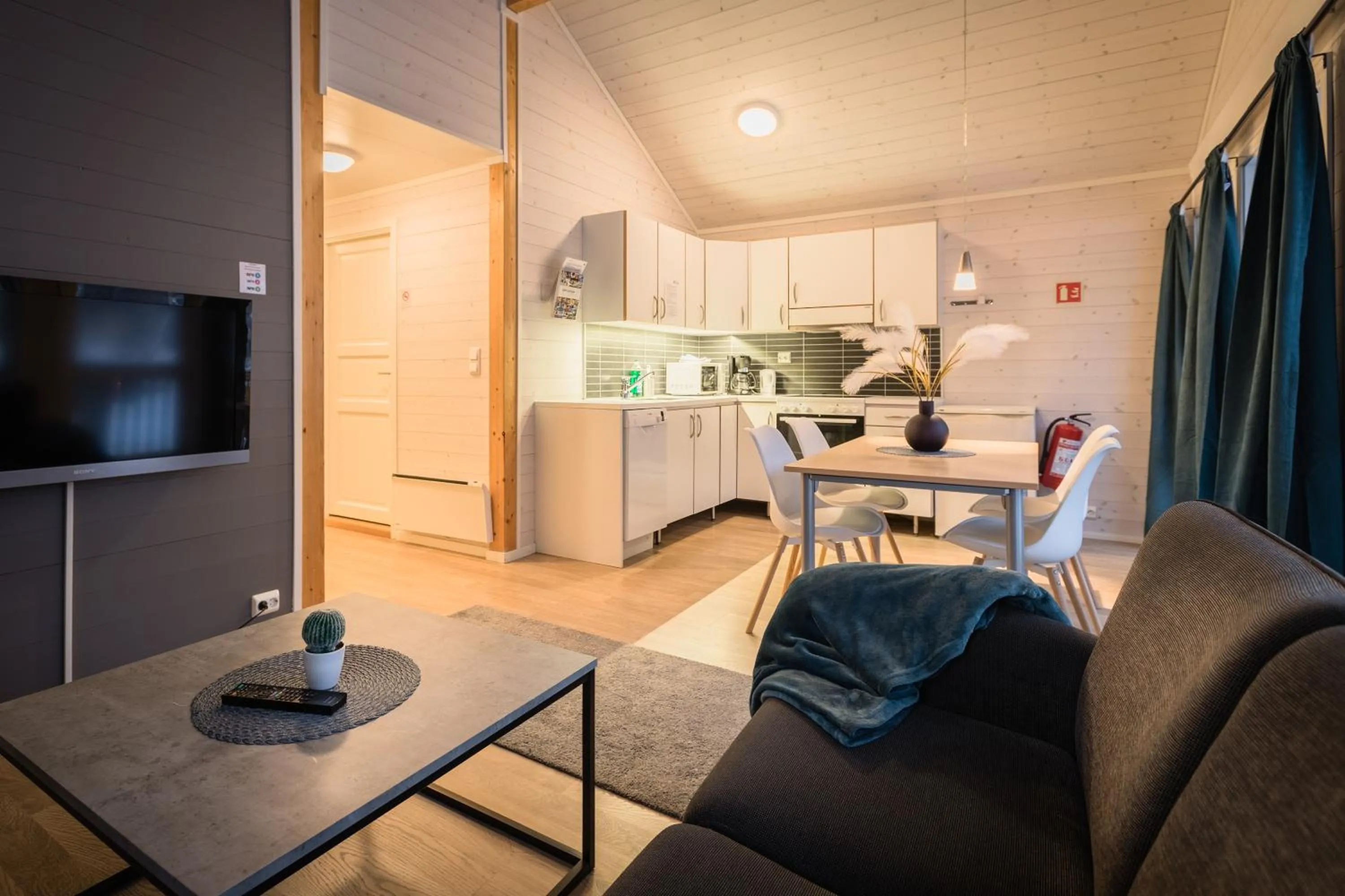 Kitchen or kitchenette in Tromsø Lodge & Camping