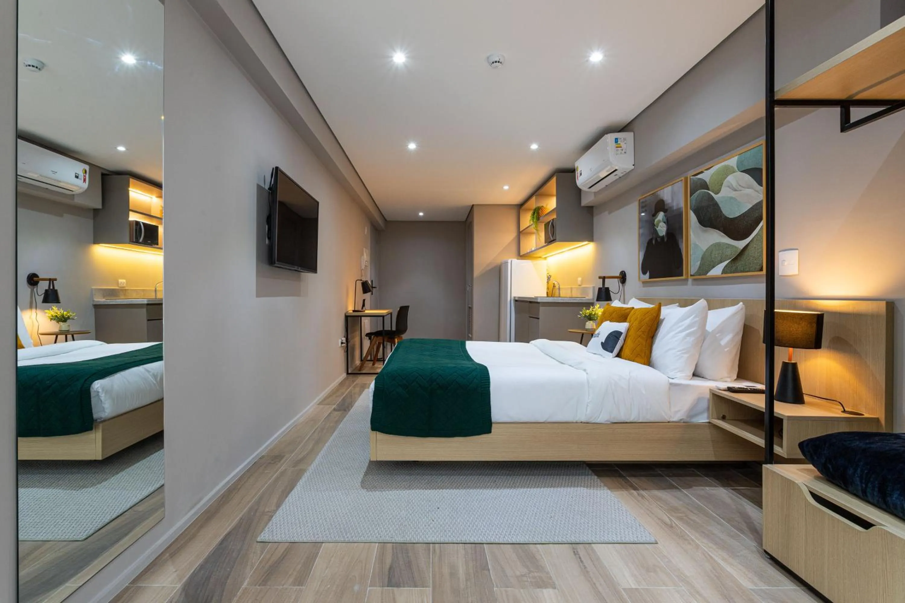 Bed in Charlie Haddock Jardim Paulista