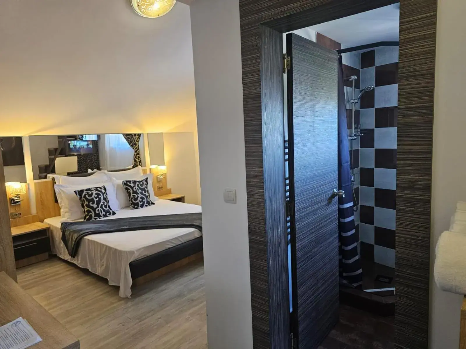 Family Studio in TheLine Family Studio in TheLine