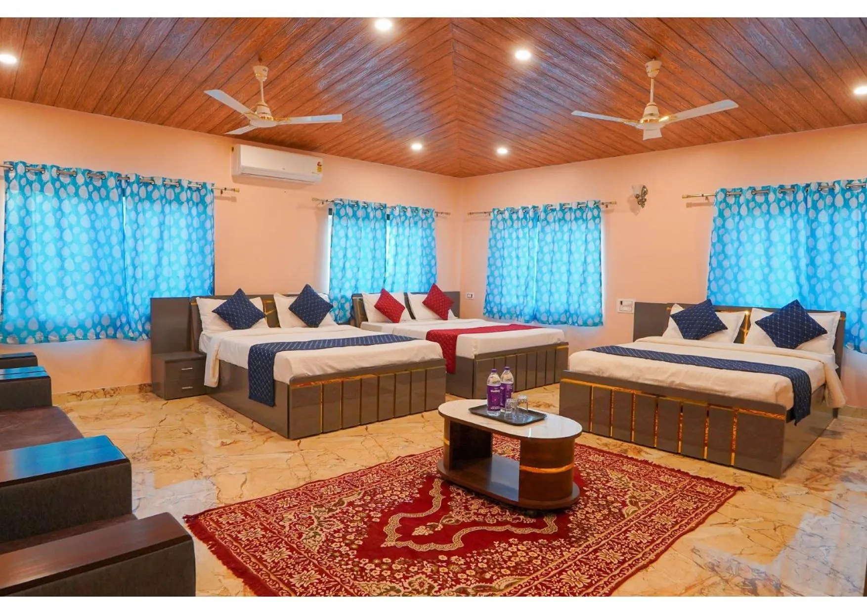 Photo of the whole room, Bed in Saanjh Riverside Resort
