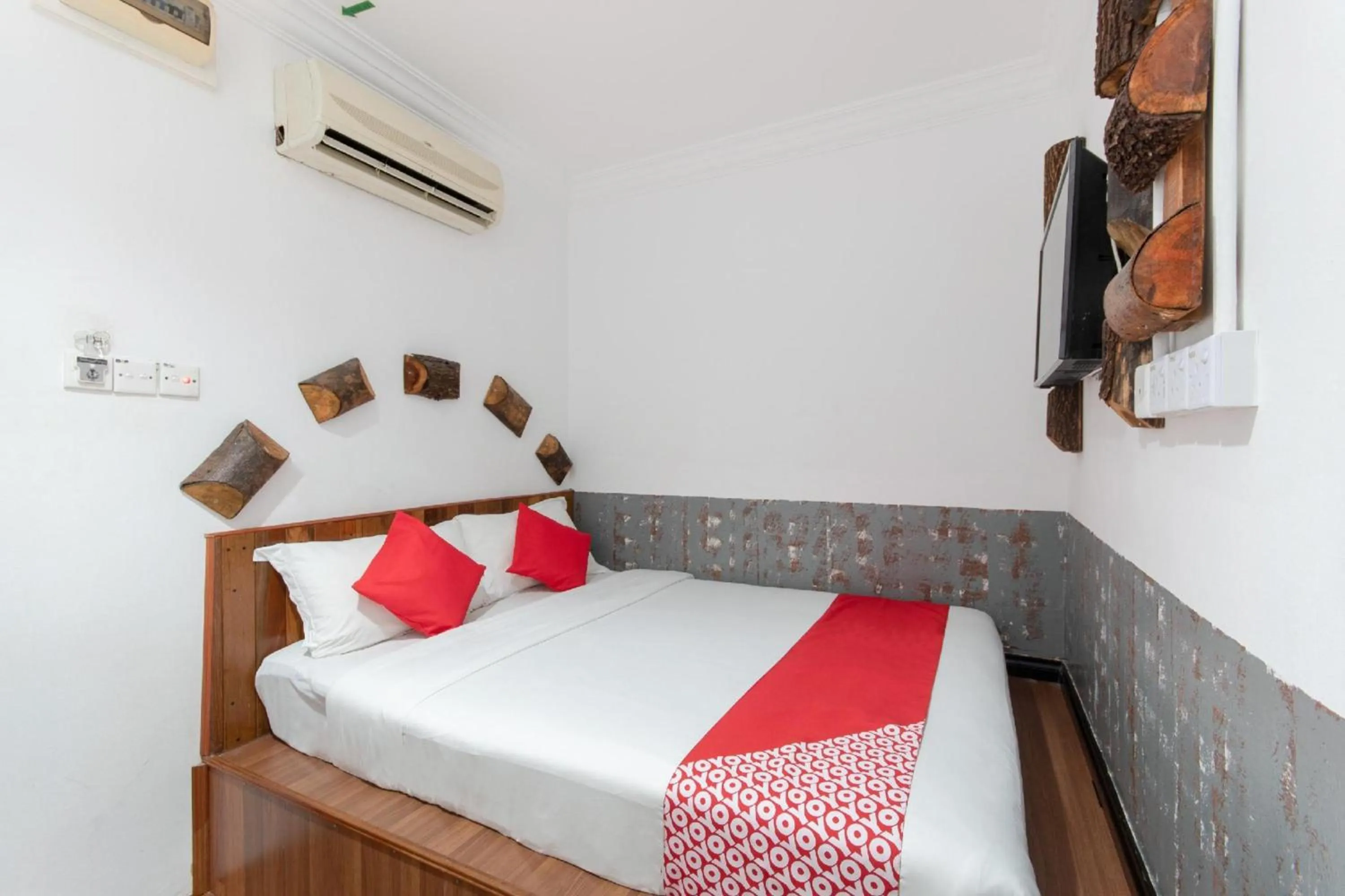 Bedroom, Bed in Hotel O Five 2