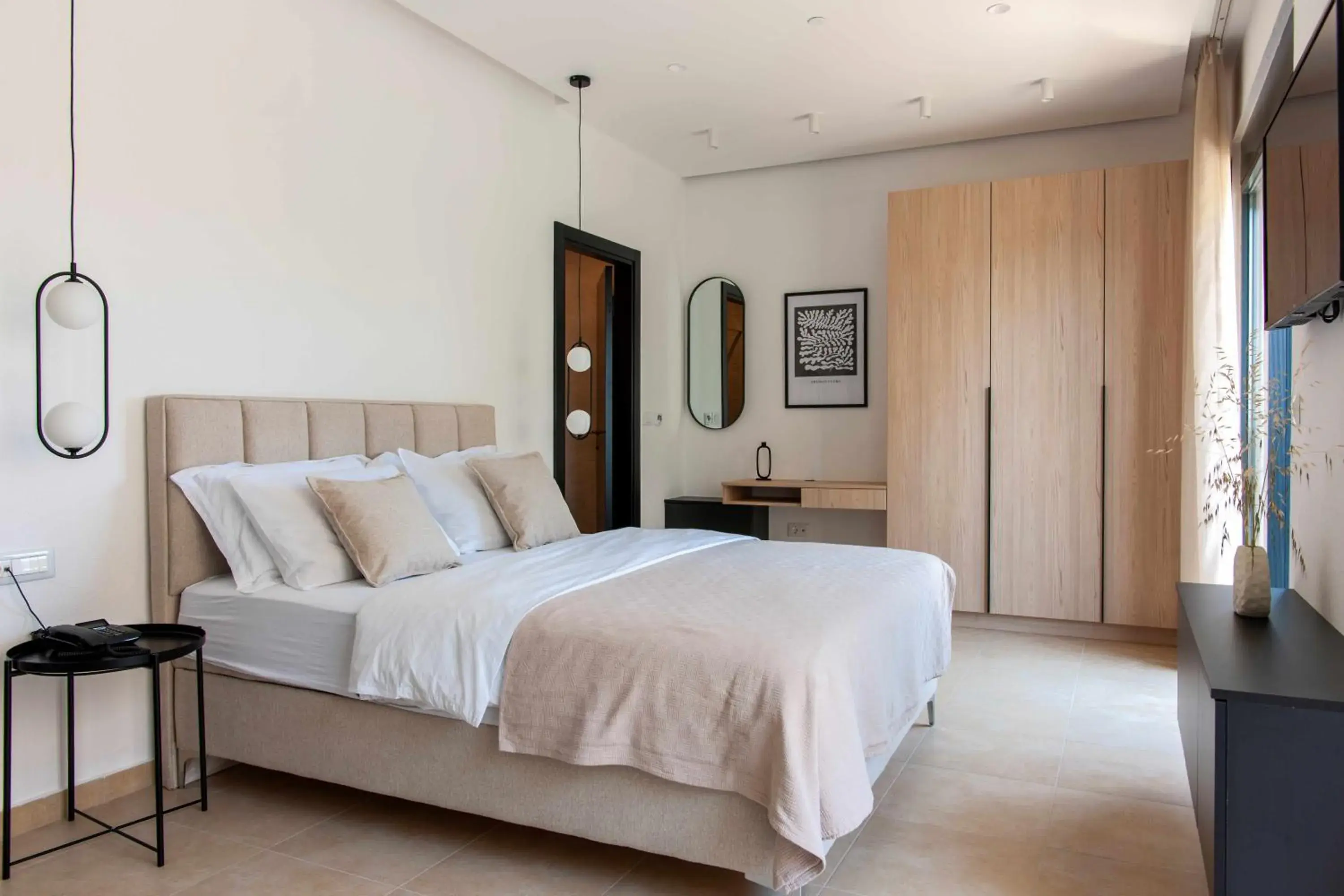 Deluxe Double Studio in Soho Suites Deluxe Double Studio in Soho Suites