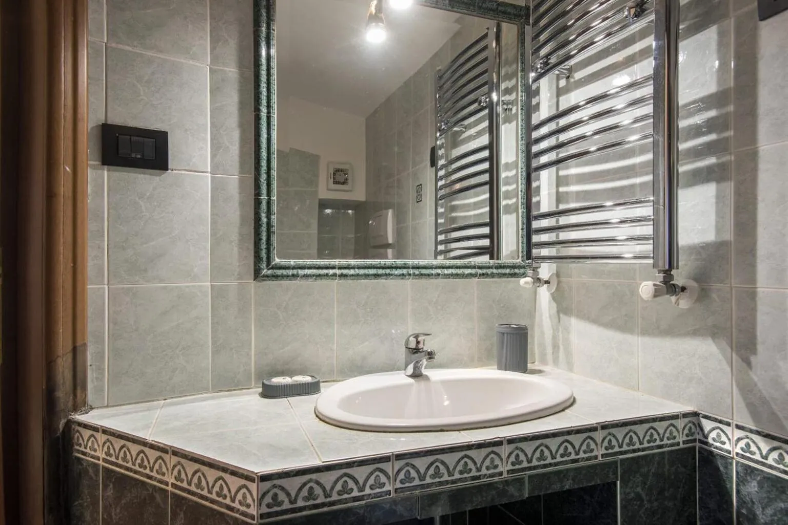 Bathroom in The Life