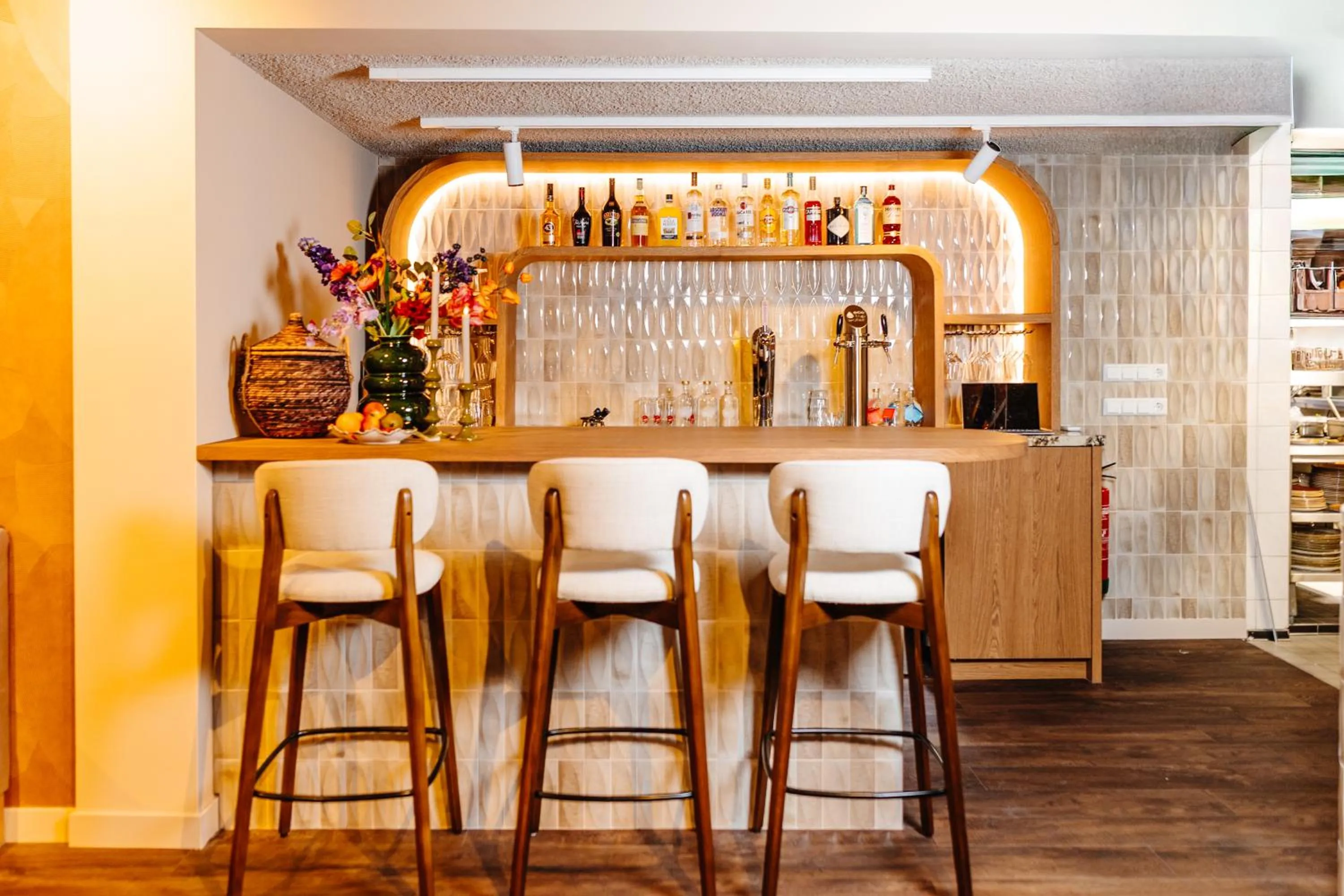 Lounge or bar in Strandhotel Camperduin