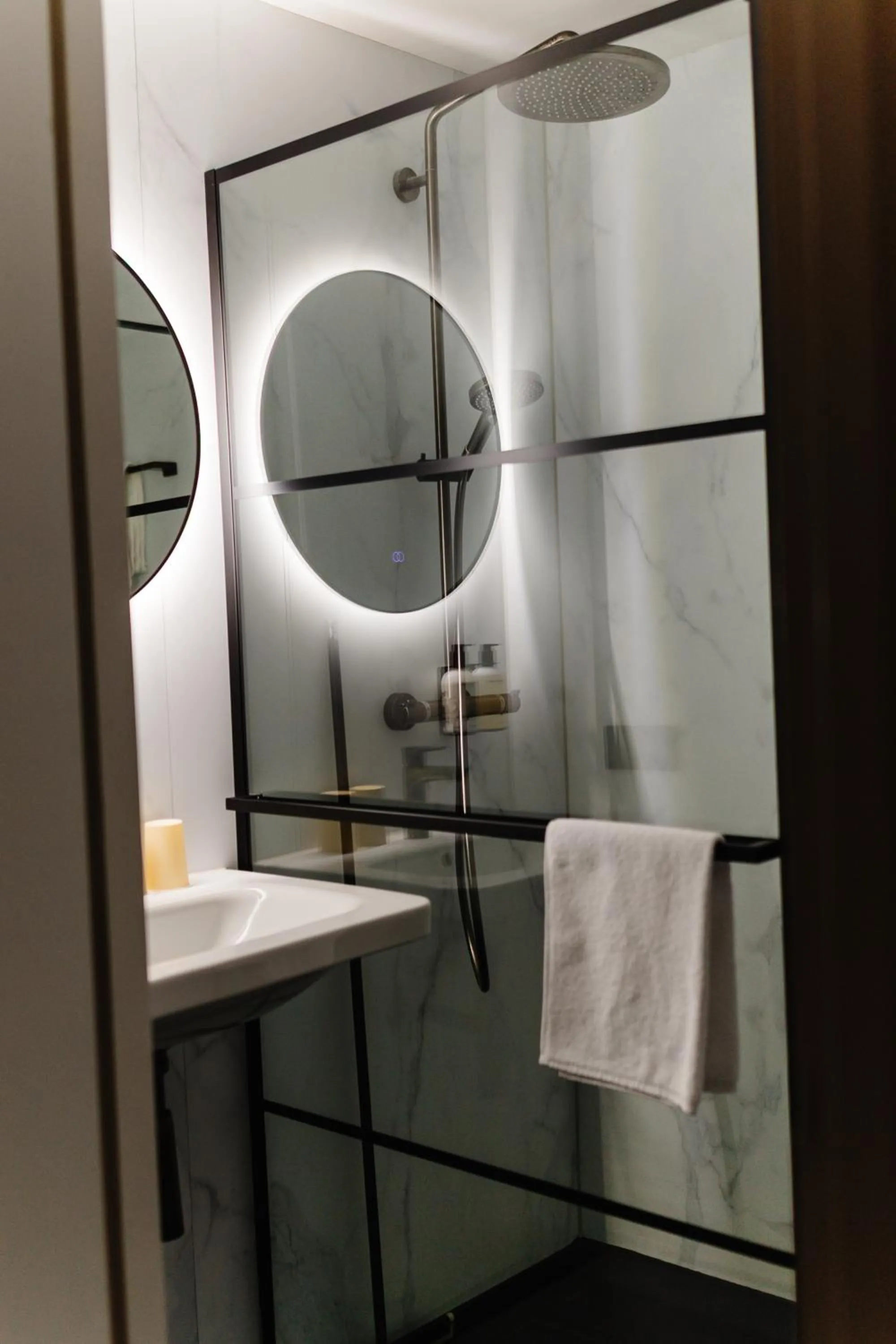 Shower in Strandhotel Camperduin