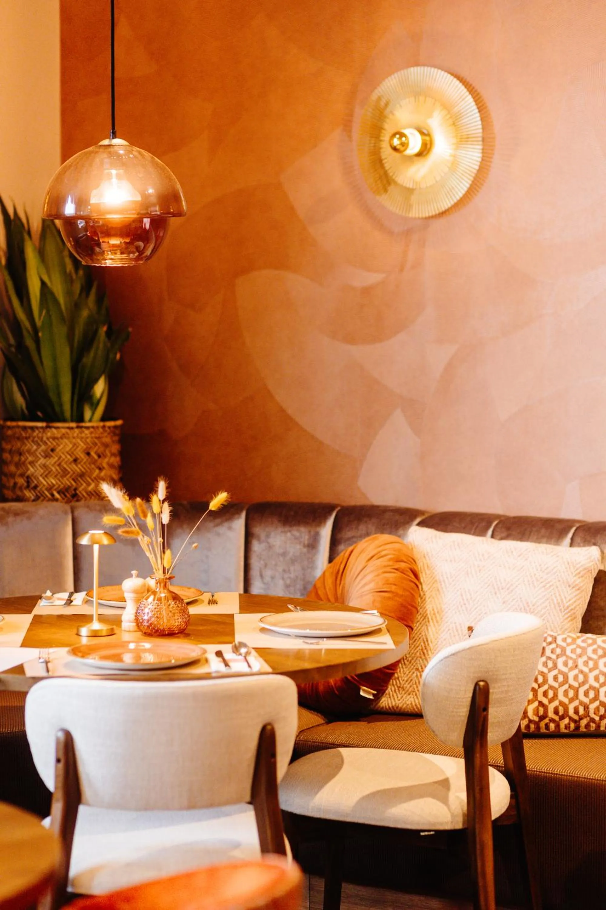 Seating area in Strandhotel Camperduin