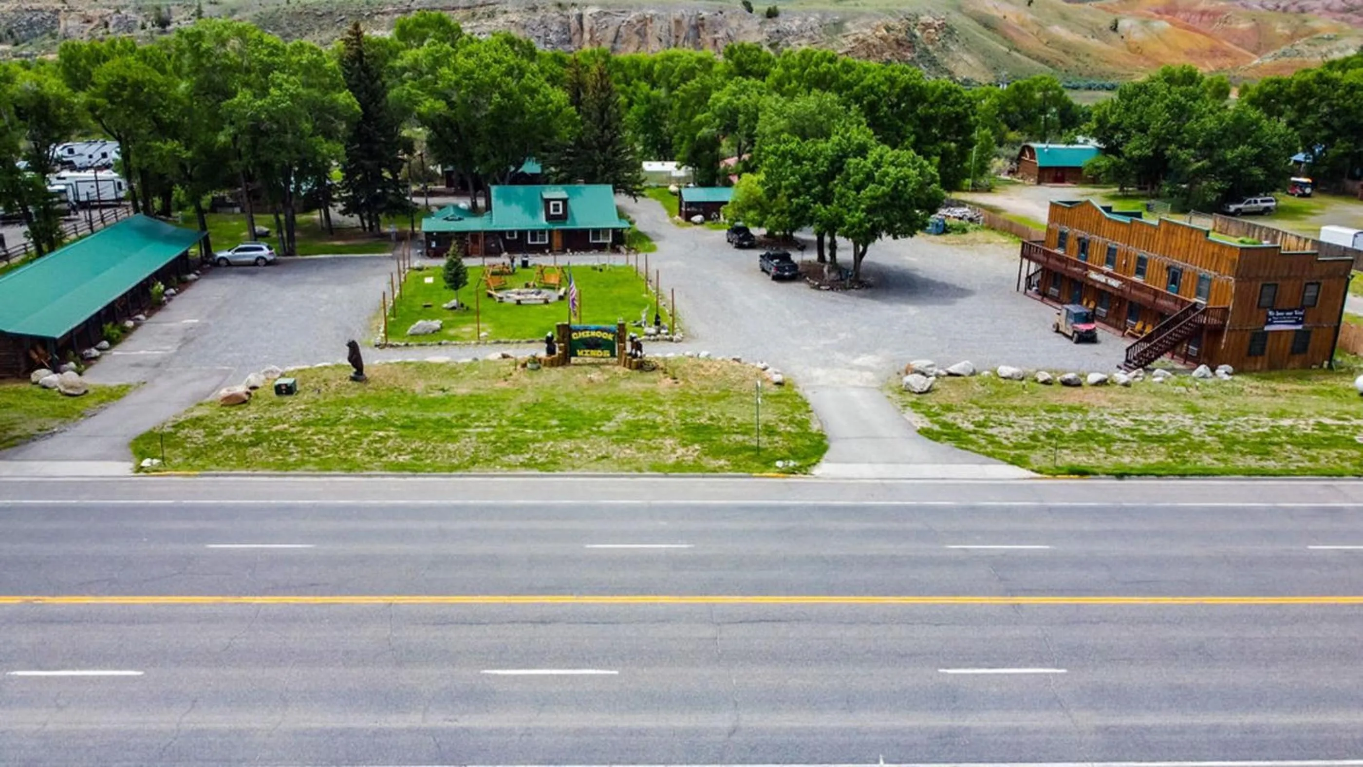 Property building in Chinook Winds Lodge
