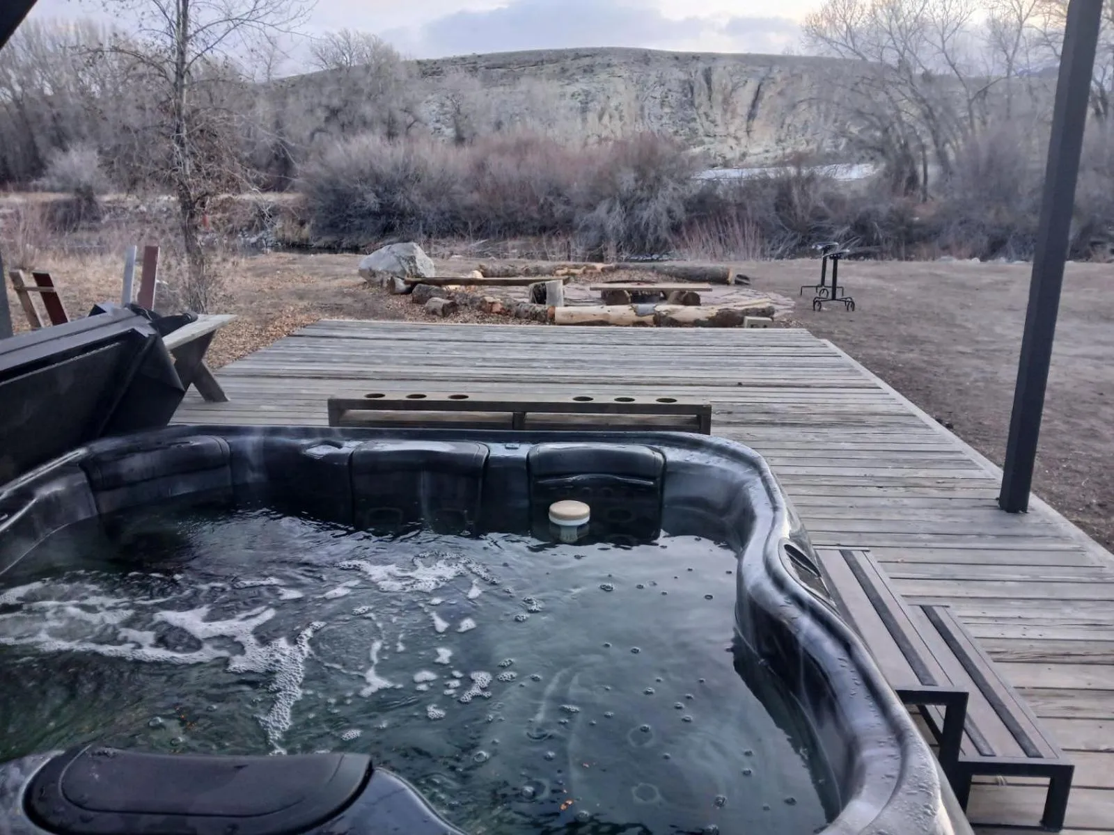 Hot Tub in Chinook Winds Lodge