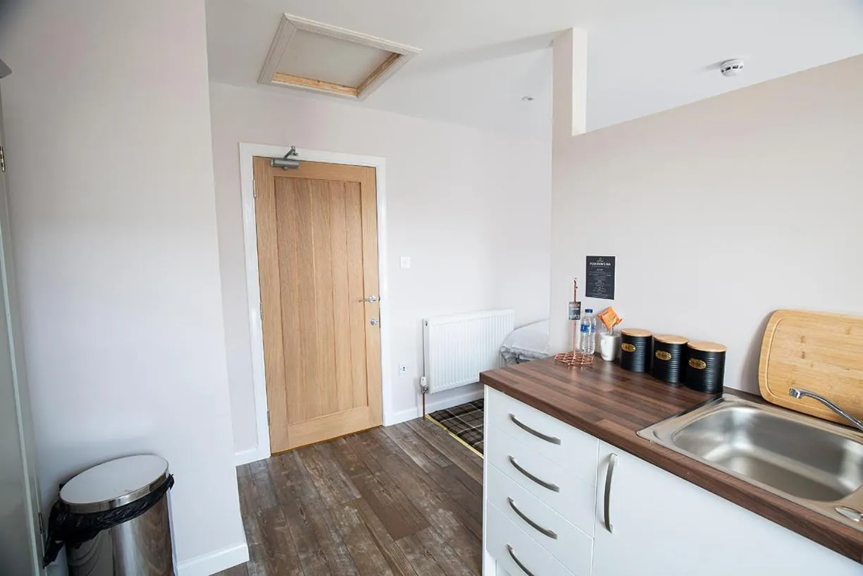 Kitchen or kitchenette in Poseidon Inn