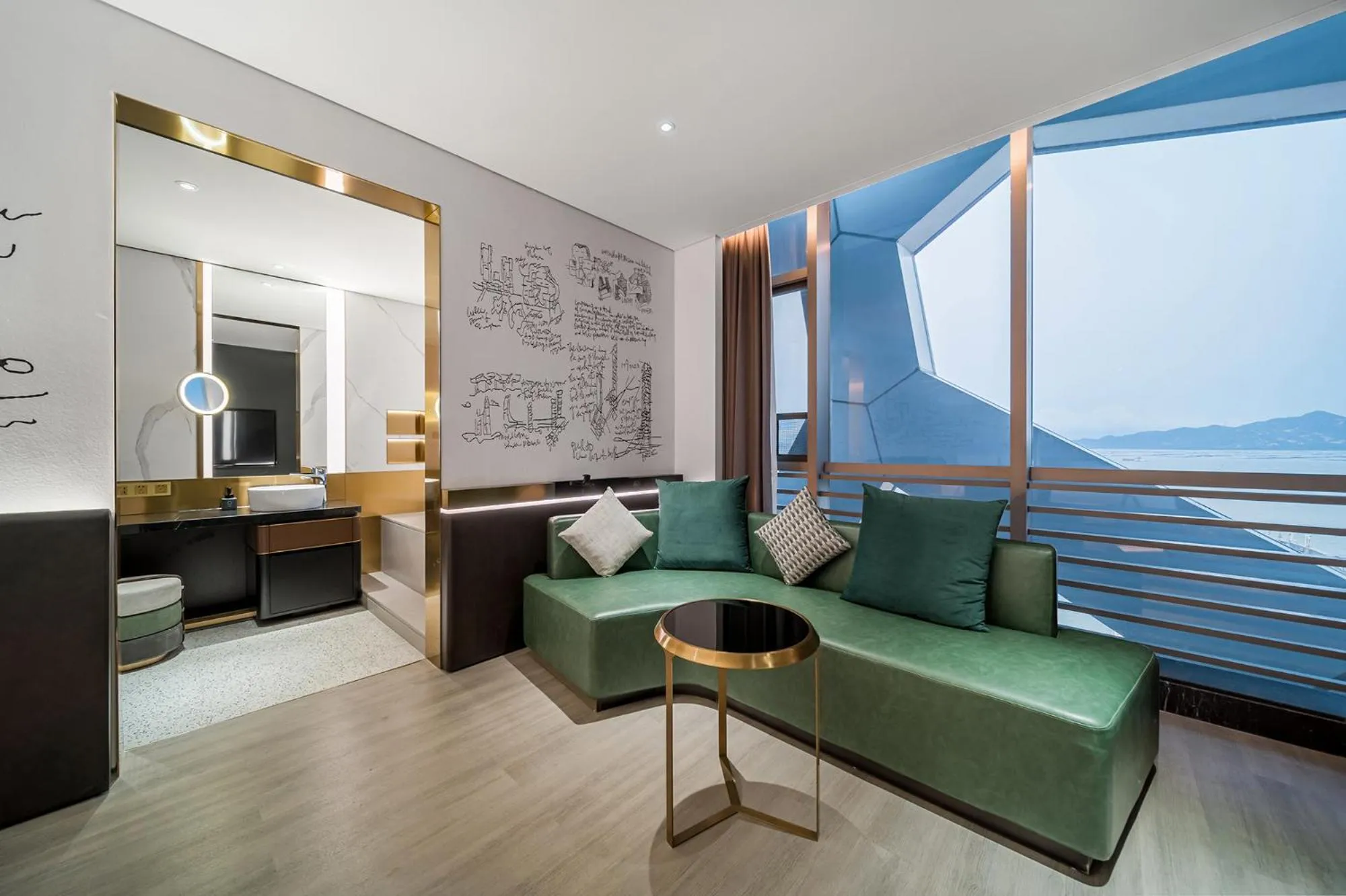 Living room, Bed in CitiGO Hotel Shenzhen Shekou Cruise Center Seaview Near Taizi Bay K11