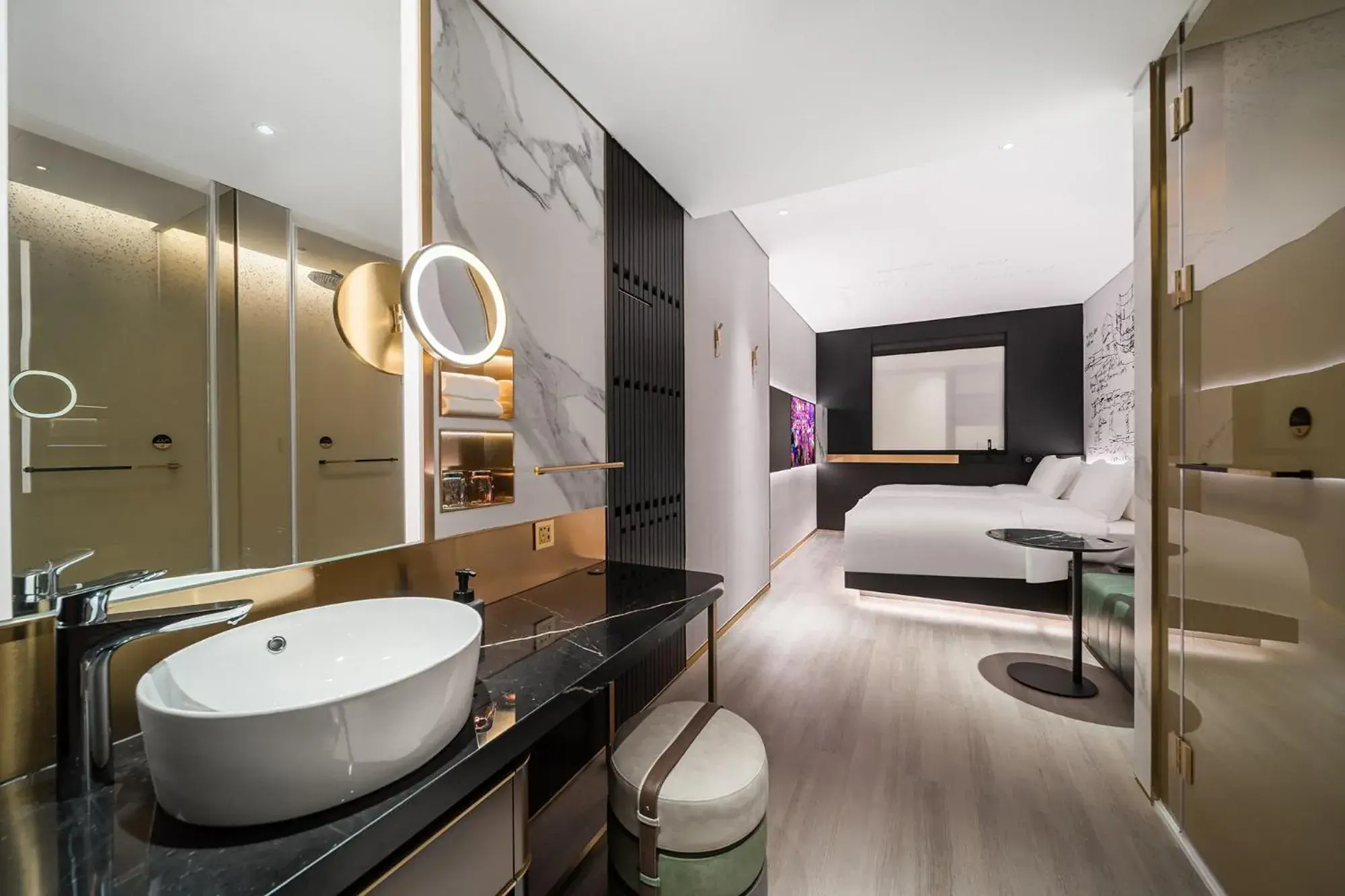 Deluxe Twin Room in CitiGO Hotel Shenzhen Shekou Cruise Center Seaview Near Taizi Bay K11 Deluxe Twin Room in CitiGO Hotel Shenzhen Shekou Cruise Center Seaview Near Taizi Bay K11