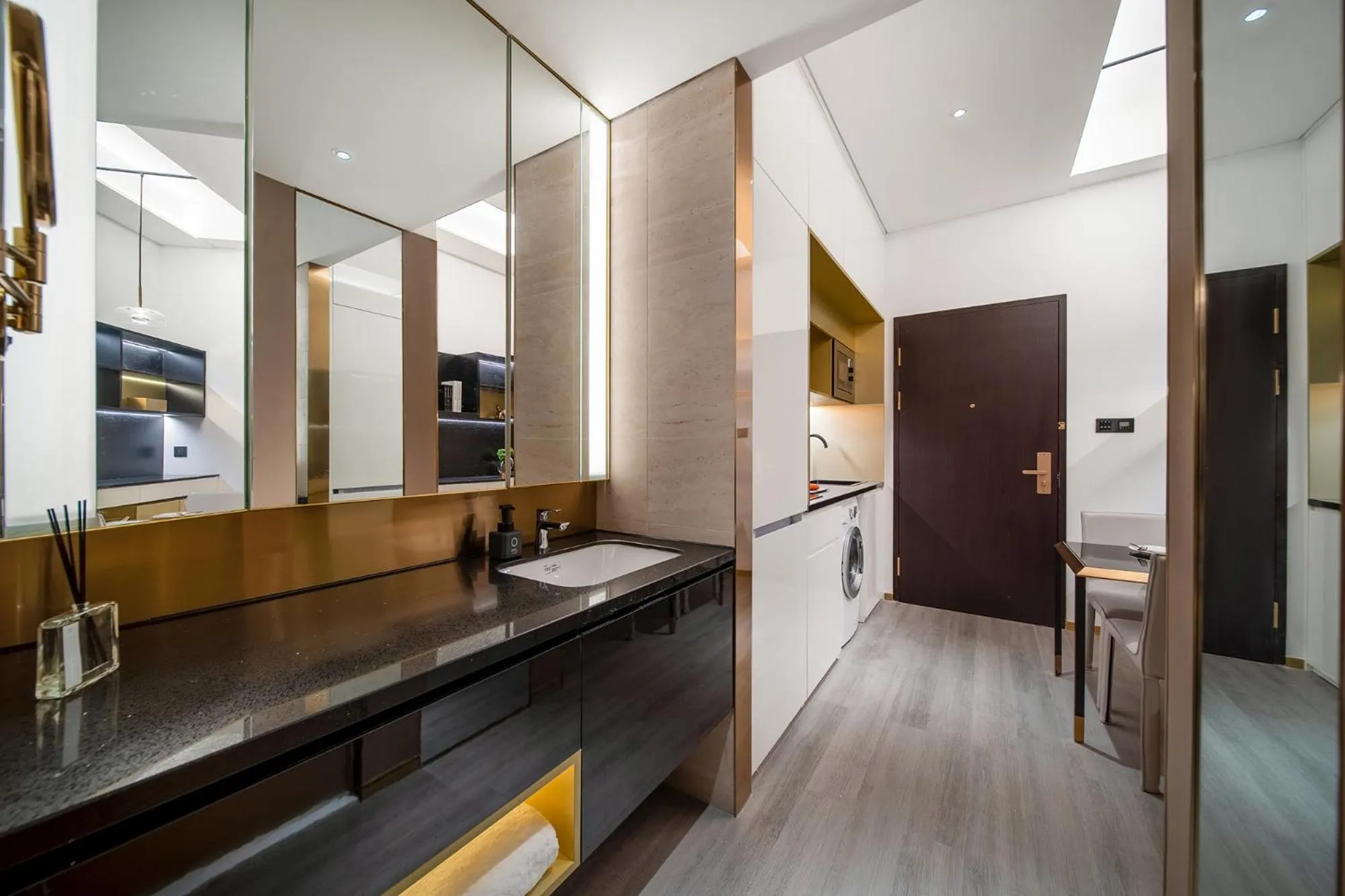 Property building in CitiGO Hotel Shenzhen Shekou Cruise Center Seaview Near Taizi Bay K11