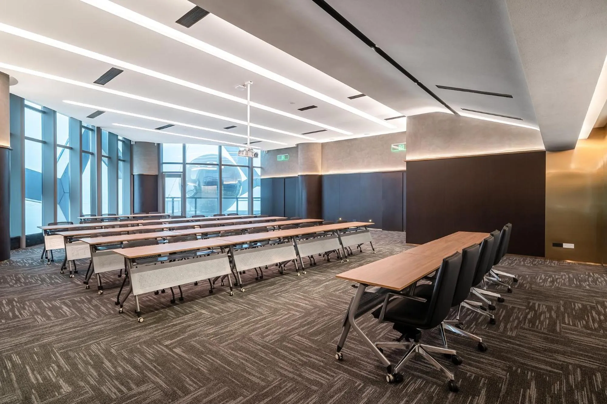 Business facilities in CitiGO Hotel Shenzhen Shekou Cruise Center Seaview Near Taizi Bay K11