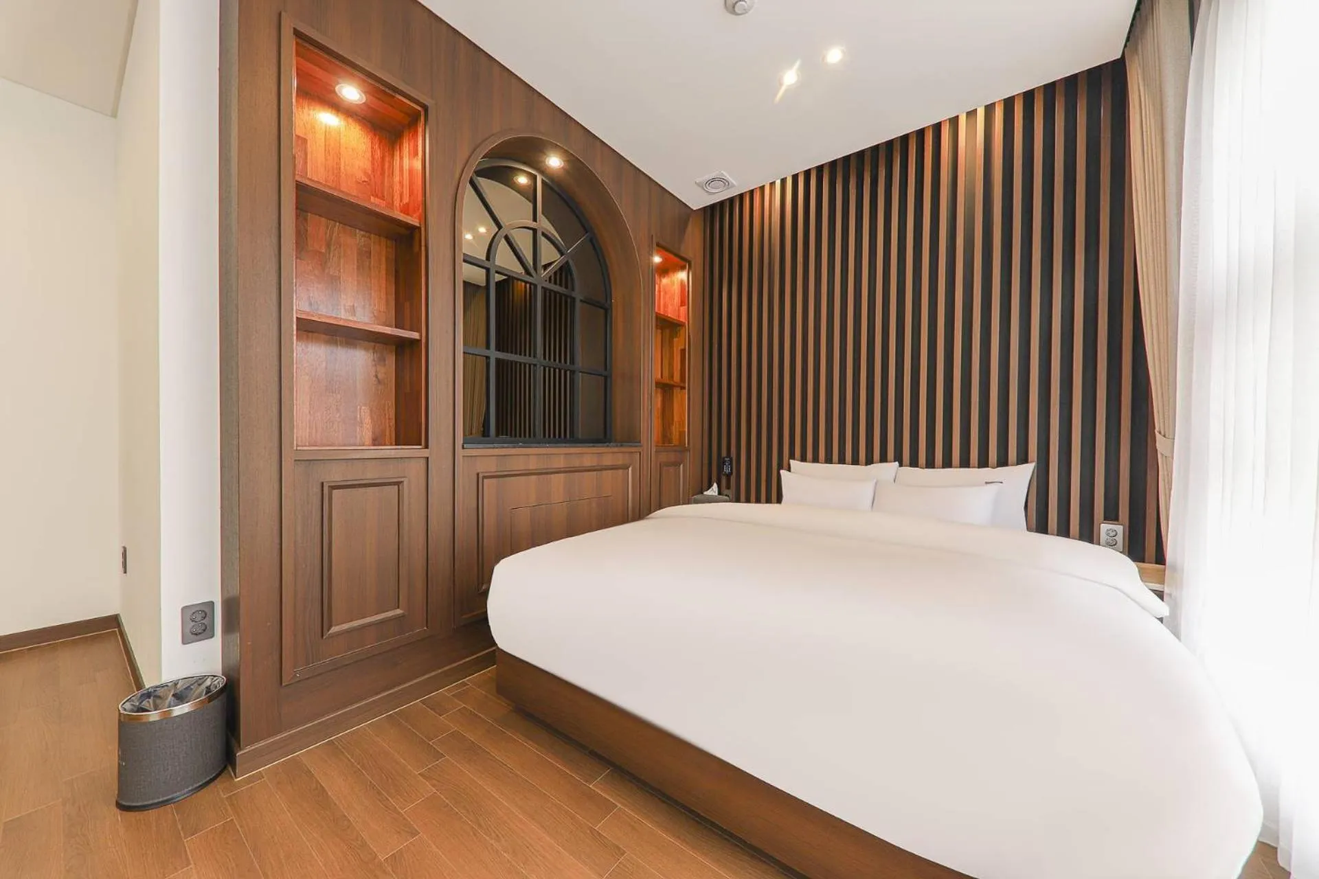 Bed in Hotel Demer Mokpo