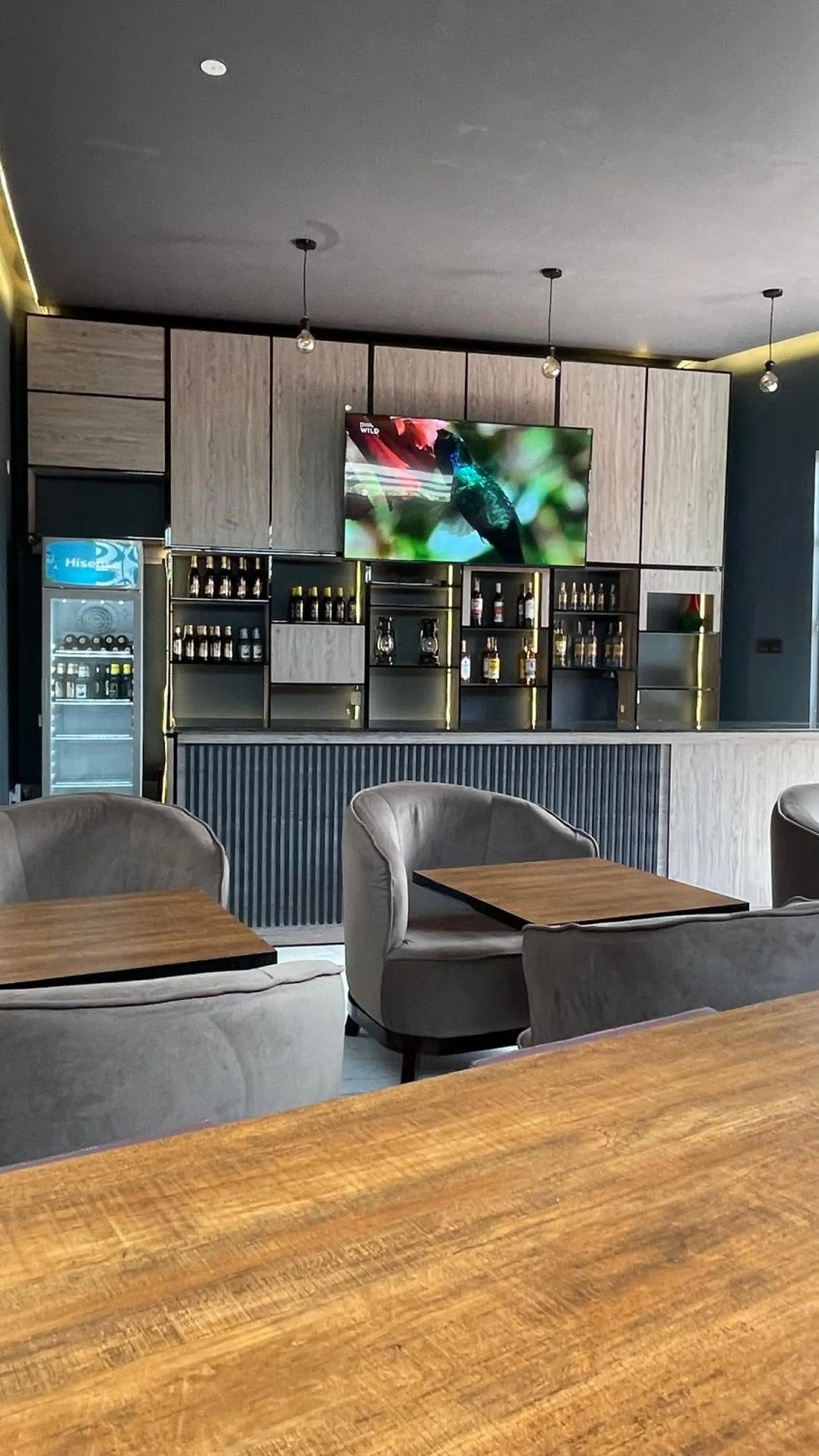 Restaurant/places to eat in Ashleys Hotel