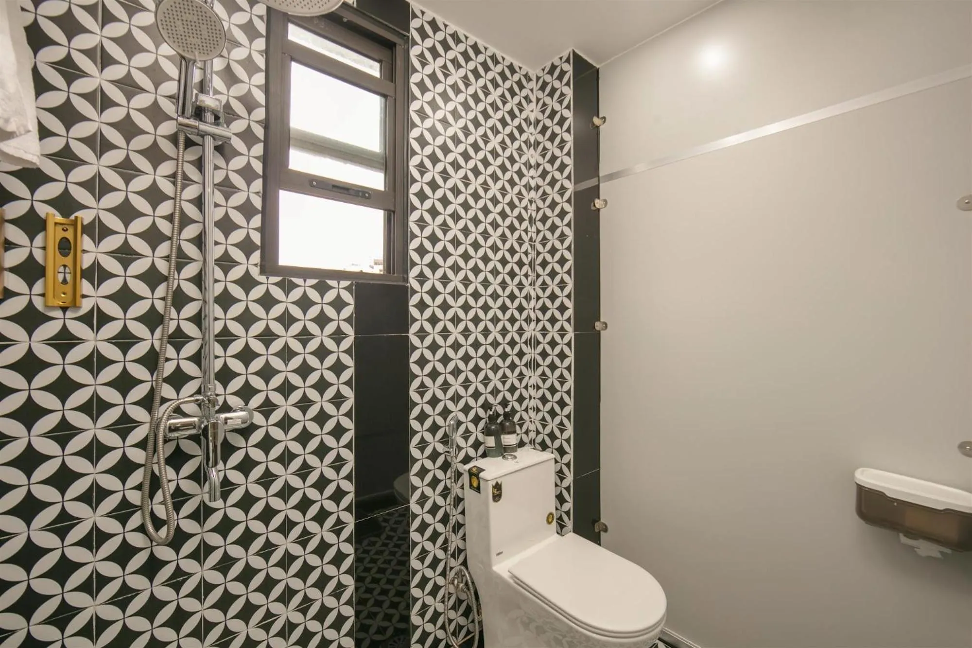 Hanoi Traveller House