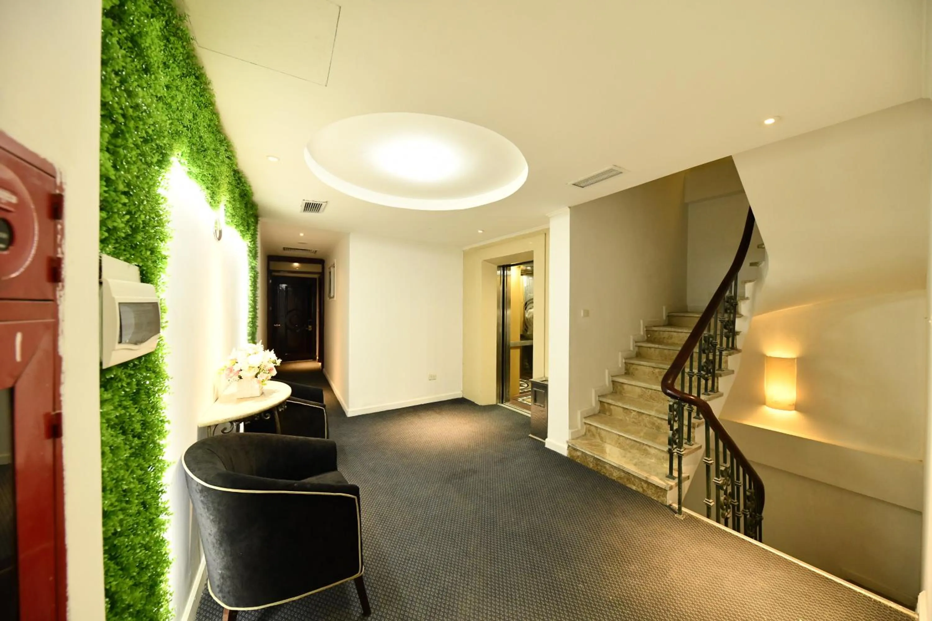 Hanoi Traveller House