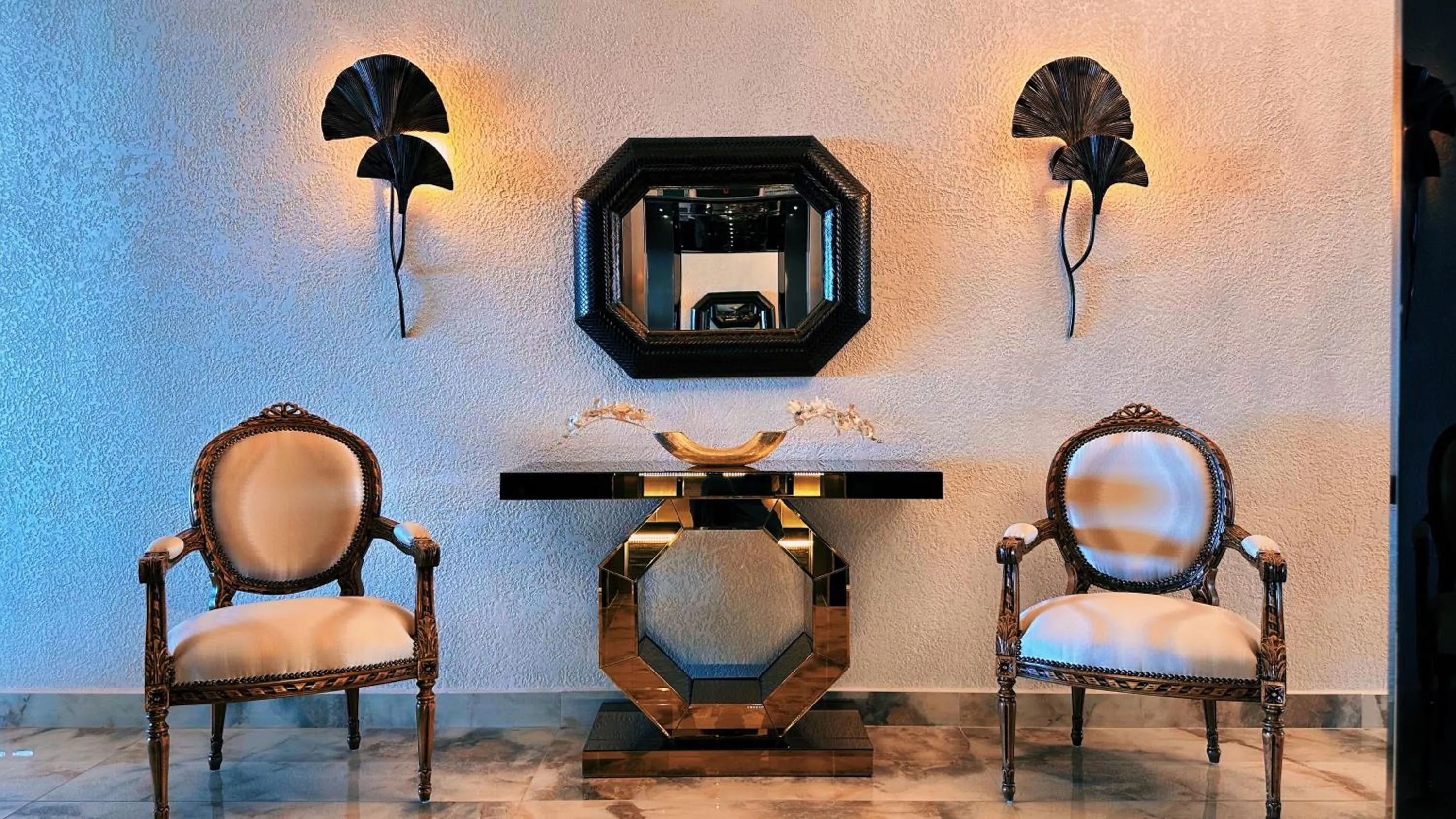 Lobby or reception in BİLİRİS HOTEL