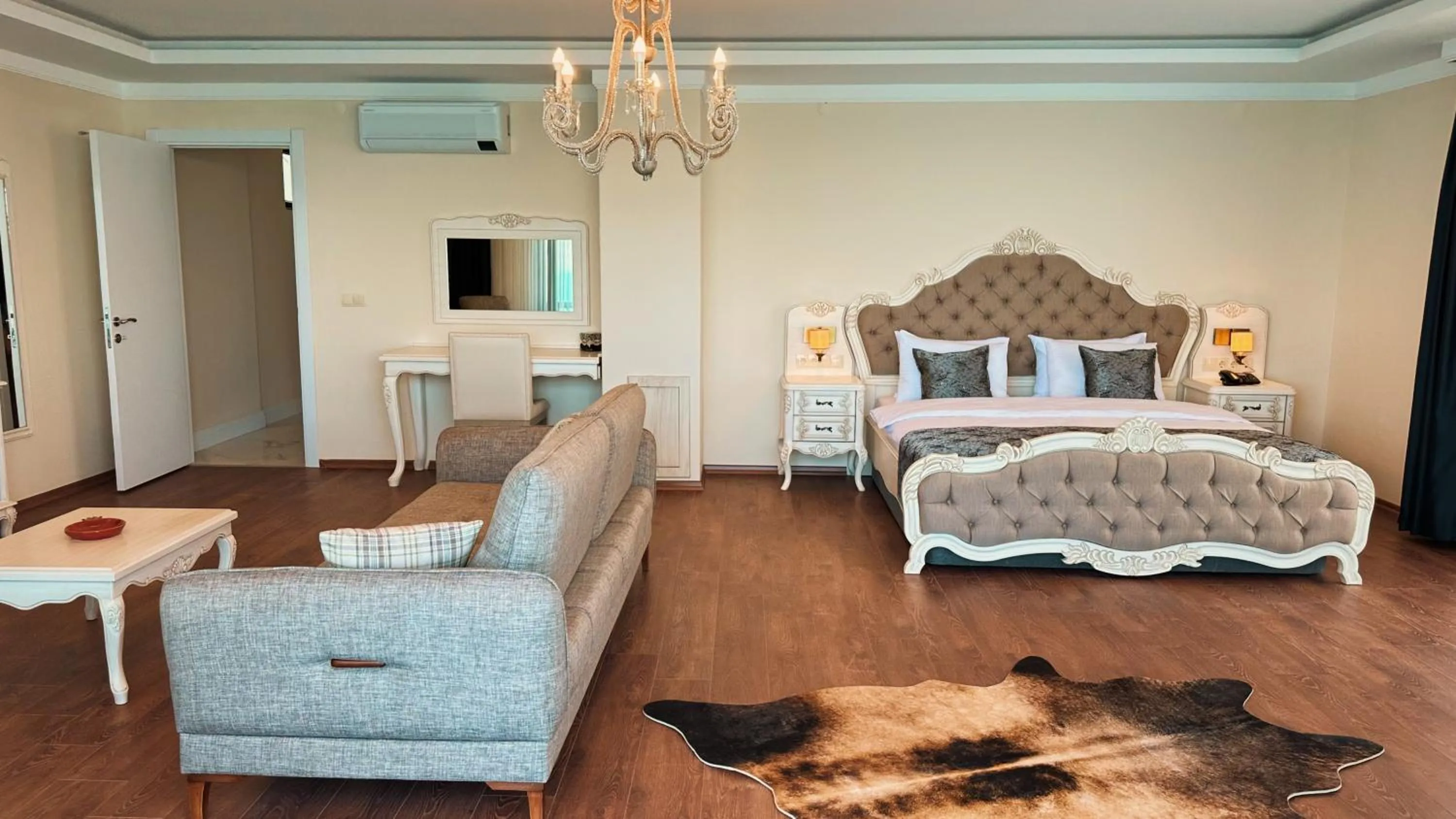 TV and multimedia, Bed in BİLİRİS HOTEL