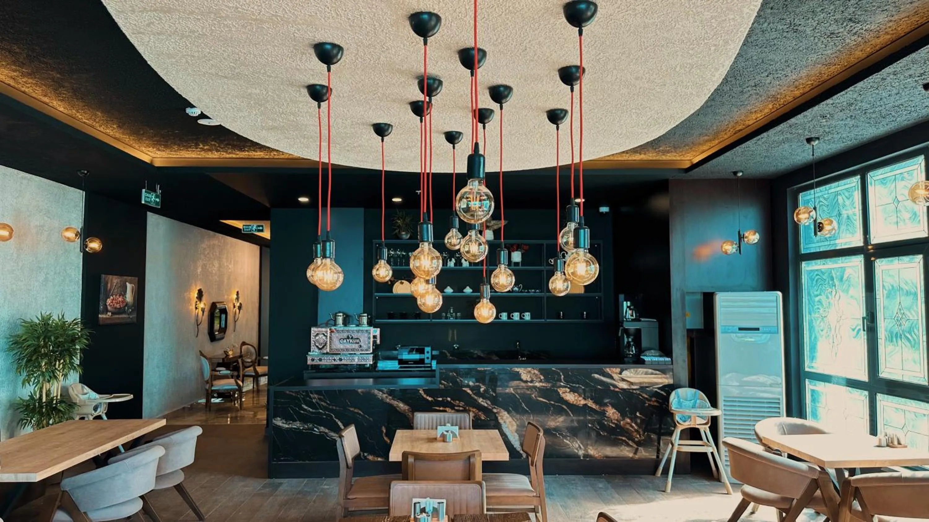 Restaurant/places to eat in BİLİRİS HOTEL