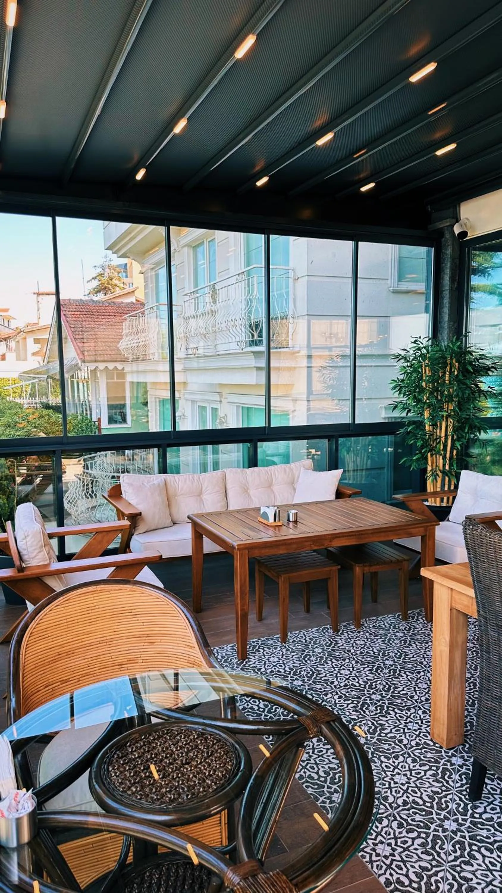 Restaurant/places to eat in BİLİRİS HOTEL