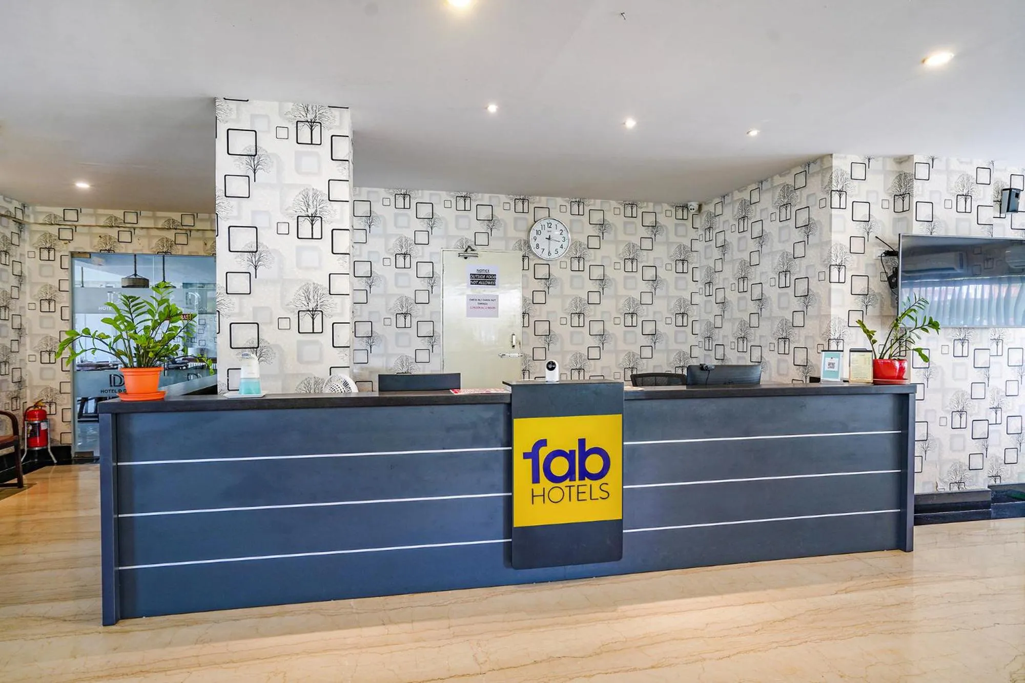 Lobby or reception in FabHotel Prime D Dev - Nr Vijayawada Club
