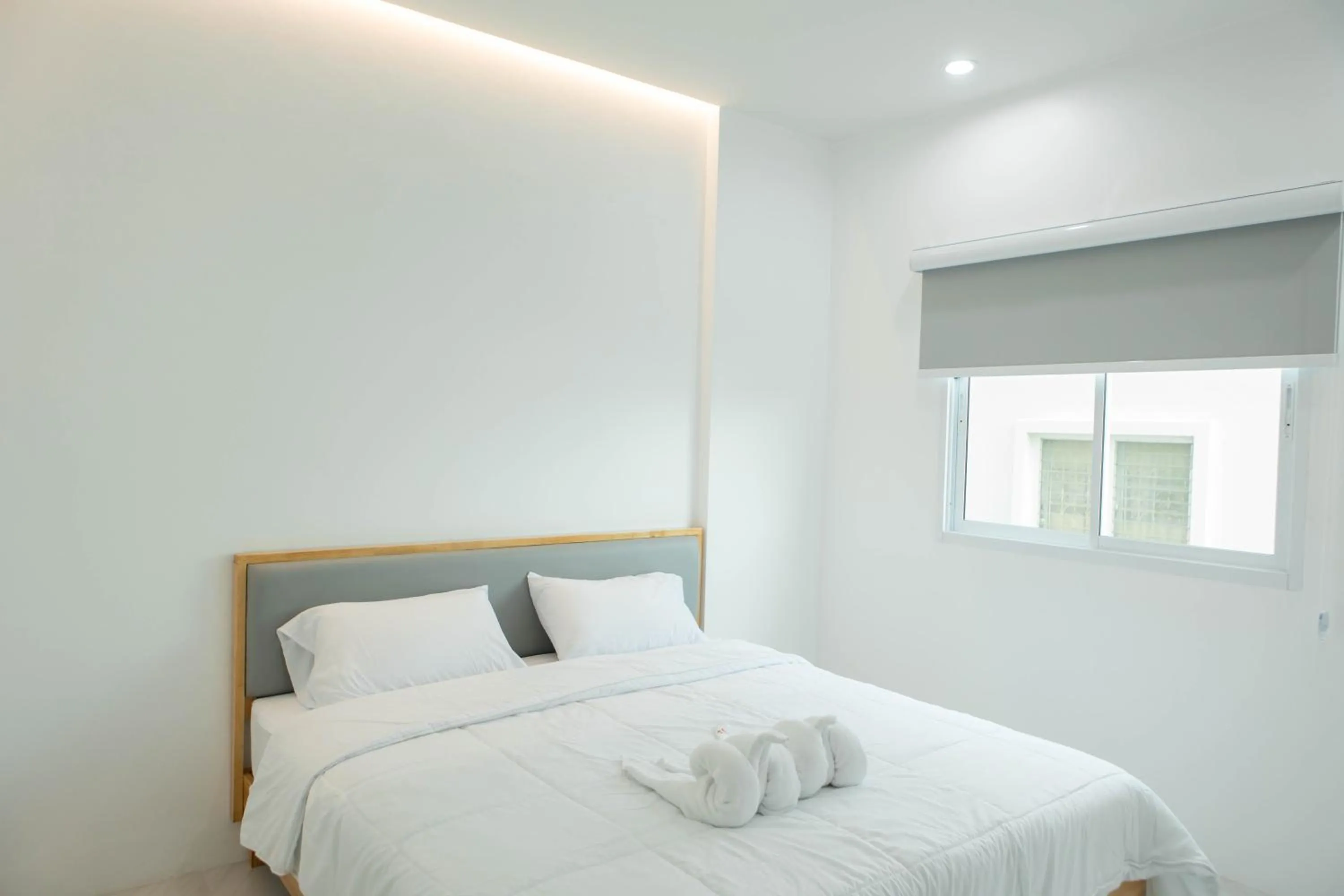 Bed in S1 Trang Hotel