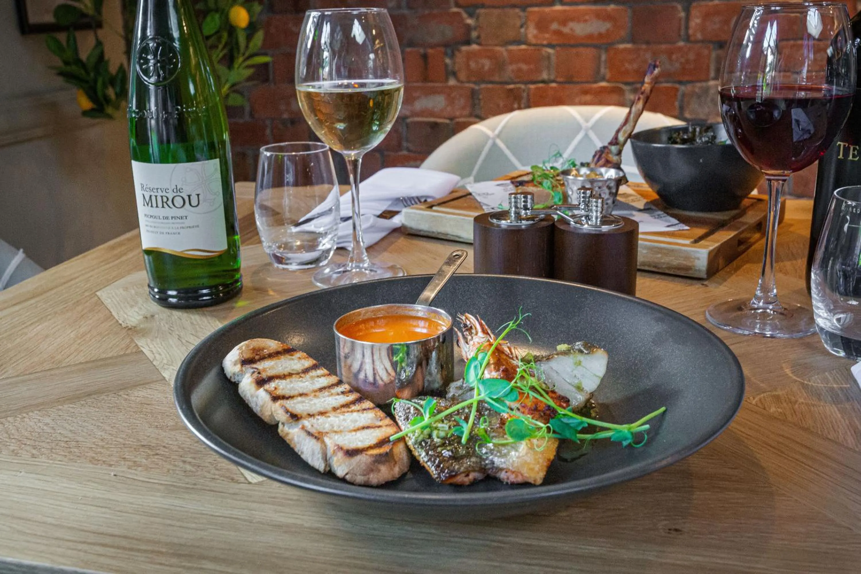 Food and drinks in The Wynnstay Hotel, Oswestry, Shropshire - The Coaching Inn Group