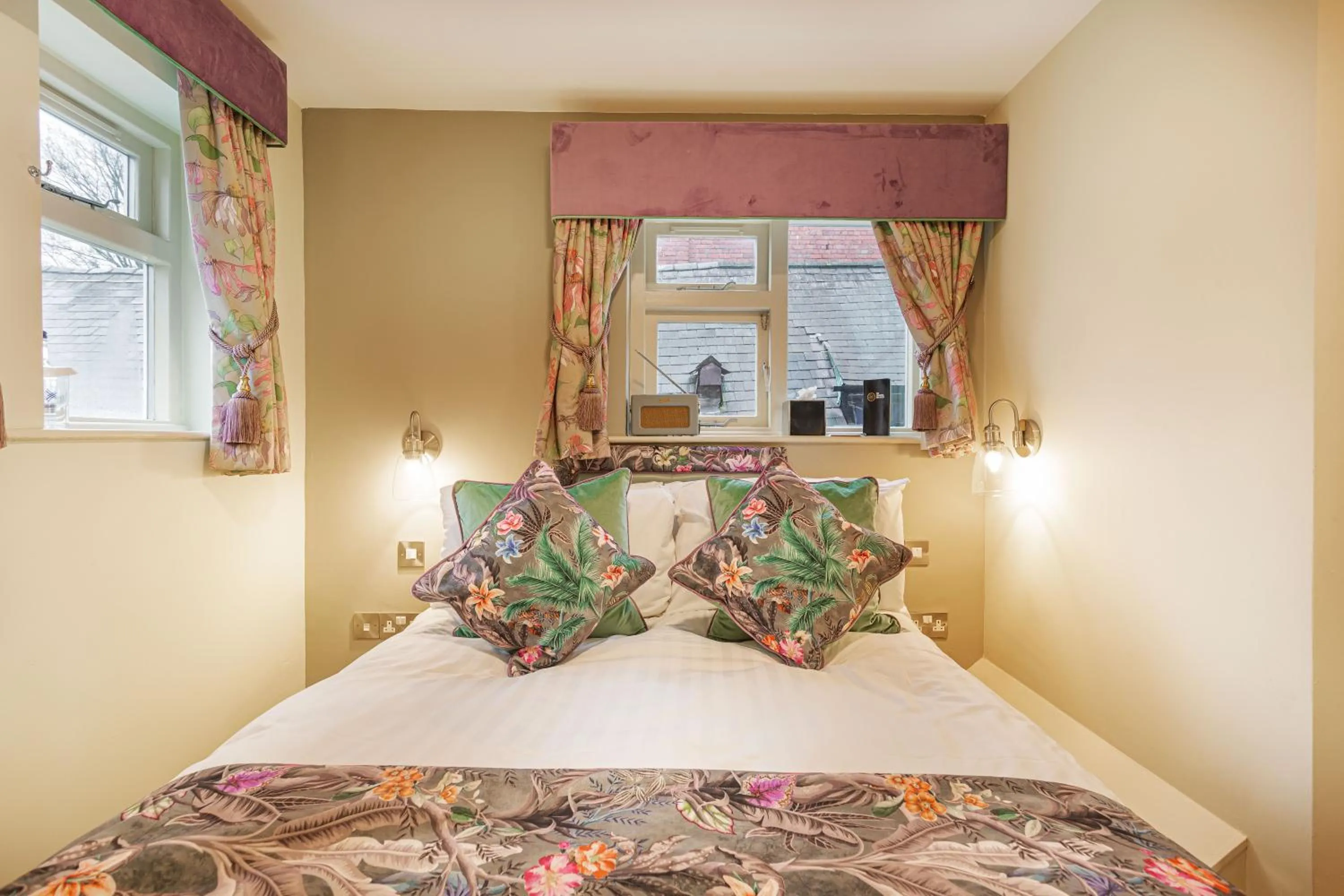 Bed in The Wynnstay Hotel, Oswestry, Shropshire - The Coaching Inn Group